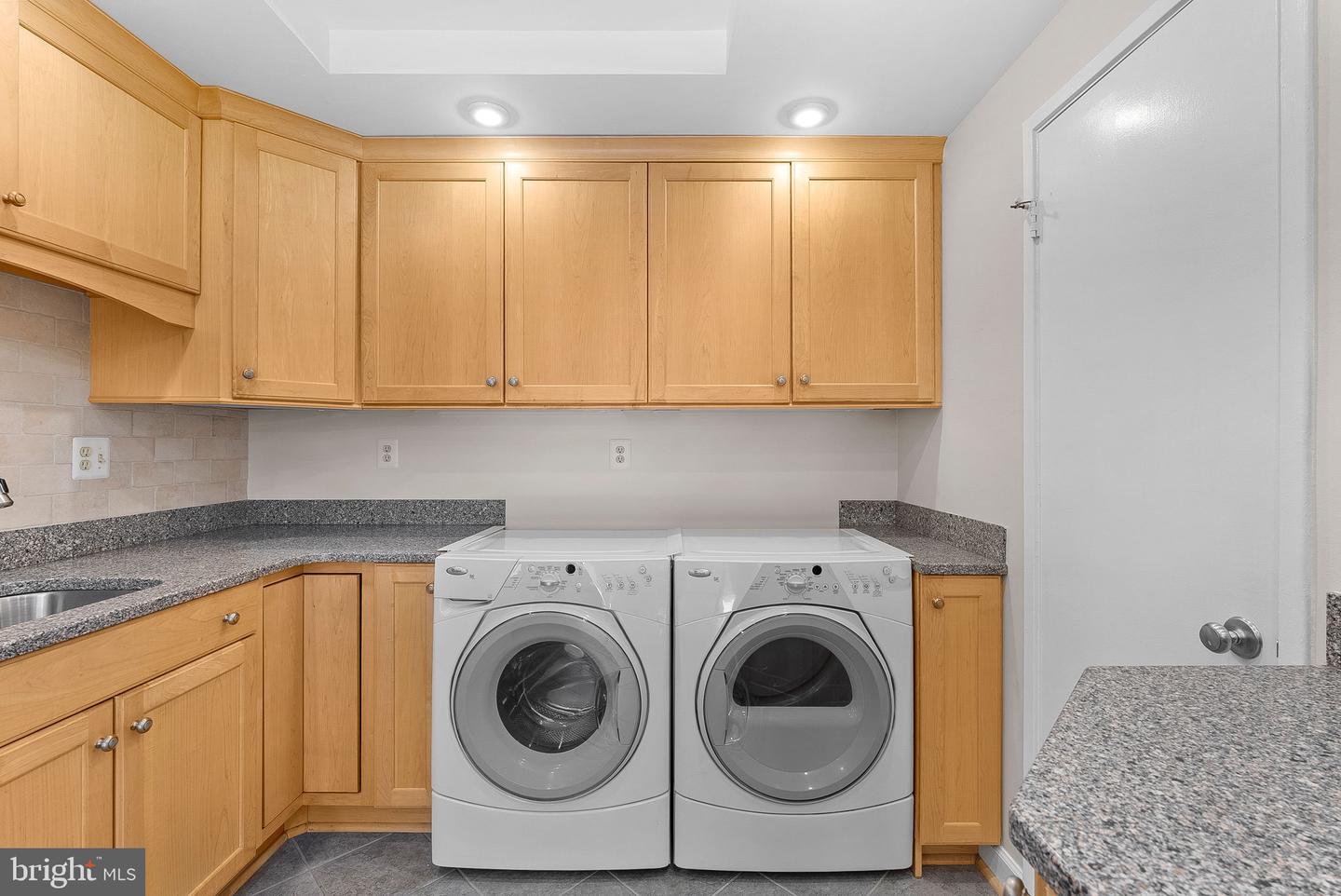 8340 GREENSBORO DR #118, MCLEAN, Virginia 22102, 1 Bedroom Bedrooms, ,1 BathroomBathrooms,Residential,For sale,8340 GREENSBORO DR #118,VAFX2291602 MLS # VAFX2291602