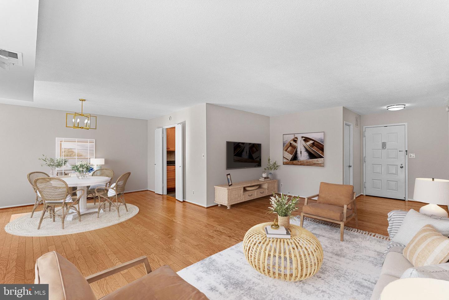 8340 GREENSBORO DR #118, MCLEAN, Virginia 22102, 1 Bedroom Bedrooms, ,1 BathroomBathrooms,Residential,For sale,8340 GREENSBORO DR #118,VAFX2291602 MLS # VAFX2291602