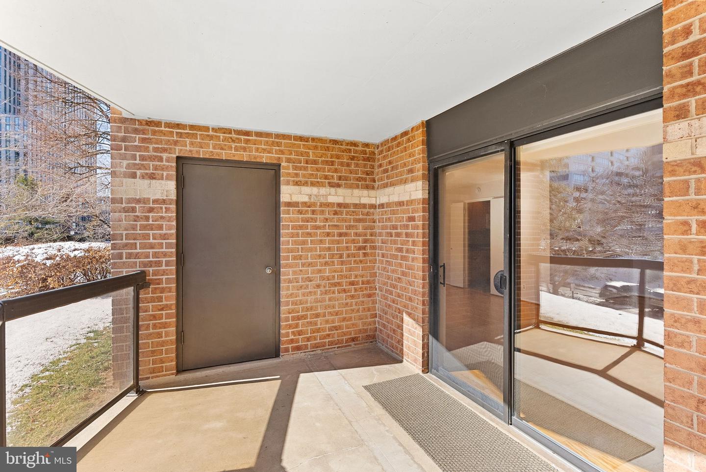 8340 GREENSBORO DR #118, MCLEAN, Virginia 22102, 1 Bedroom Bedrooms, ,1 BathroomBathrooms,Residential,For sale,8340 GREENSBORO DR #118,VAFX2291602 MLS # VAFX2291602