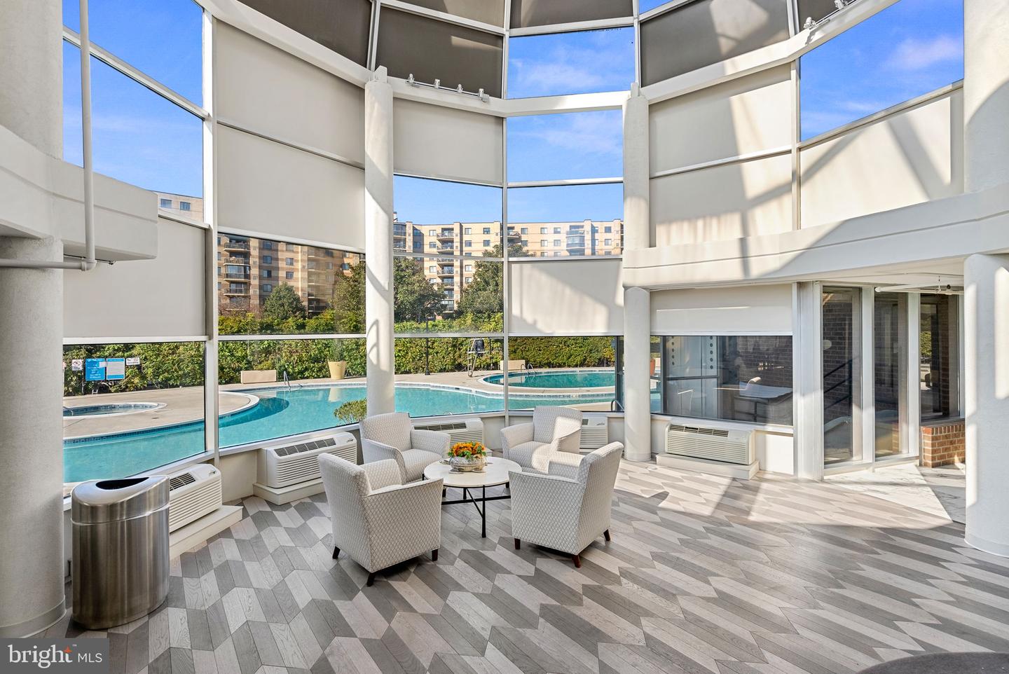 8340 GREENSBORO DR #118, MCLEAN, Virginia 22102, 1 Bedroom Bedrooms, ,1 BathroomBathrooms,Residential,For sale,8340 GREENSBORO DR #118,VAFX2291602 MLS # VAFX2291602