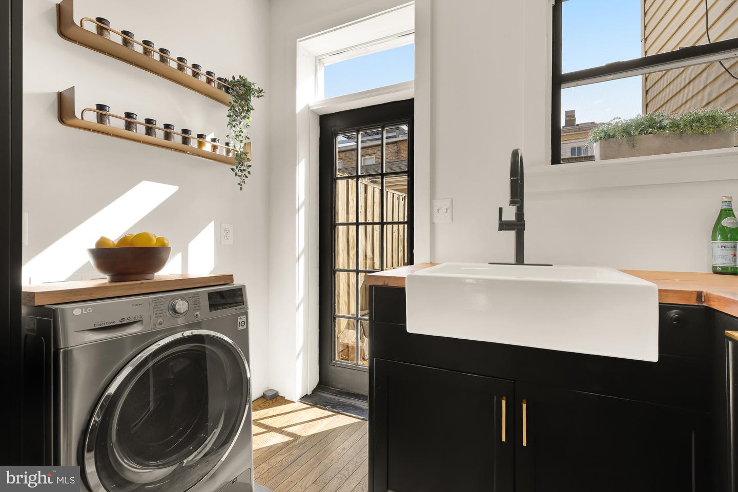 1237 POTOMAC AVE SE, WASHINGTON, District Of Columbia 20003, 2 Bedrooms Bedrooms, ,1 BathroomBathrooms,Residential,For sale,1237 POTOMAC AVE SE,DCDC2246800 MLS # DCDC2246800