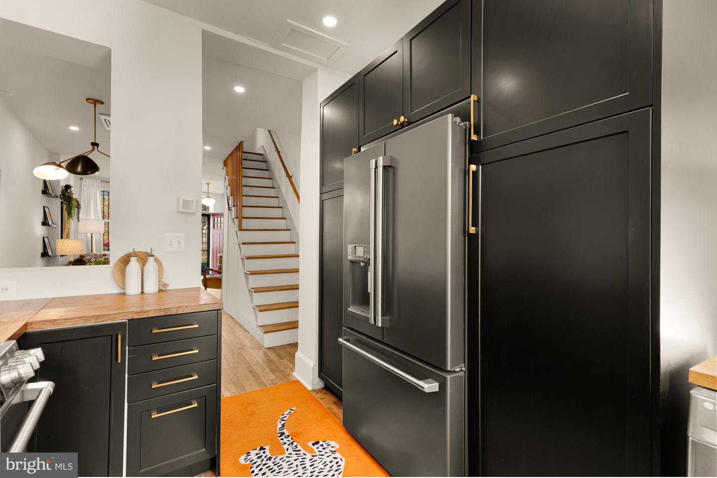 1237 POTOMAC AVE SE, WASHINGTON, District Of Columbia 20003, 2 Bedrooms Bedrooms, ,1 BathroomBathrooms,Residential,For sale,1237 POTOMAC AVE SE,DCDC2246800 MLS # DCDC2246800