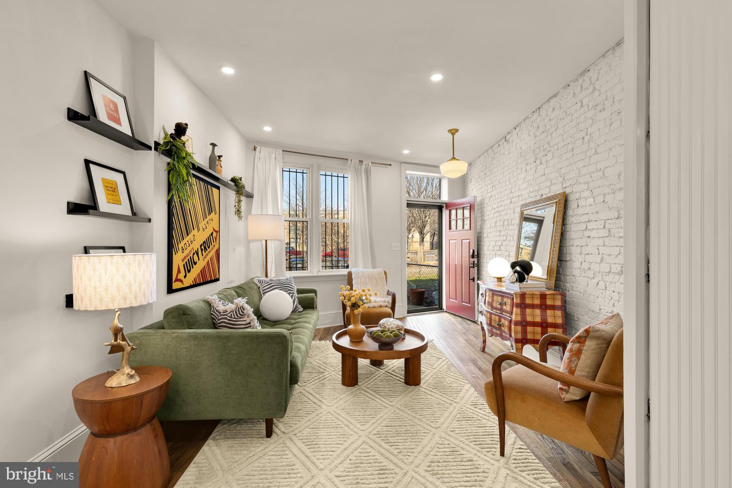 1237 POTOMAC AVE SE, WASHINGTON, District Of Columbia 20003, 2 Bedrooms Bedrooms, ,1 BathroomBathrooms,Residential,For sale,1237 POTOMAC AVE SE,DCDC2246800 MLS # DCDC2246800