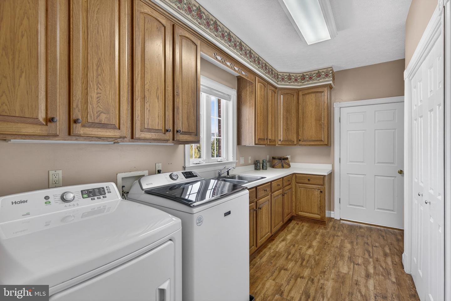 256 CLIFFSIDE DR, EDINBURG, Virginia 22824, 5 Bedrooms Bedrooms, 11 Rooms Rooms,5 BathroomsBathrooms,Residential,For sale,256 CLIFFSIDE DR,VASH2013636 MLS # VASH2013636 256 CLIFFSIDE DR, EDINBURG, Virginia 22824, 5 Bedrooms Bedrooms, 11 Rooms Rooms,5 BathroomsBathrooms,Residential,For sale,256 CLIFFSIDE DR,VASH2013636 MLS # VASH2013636