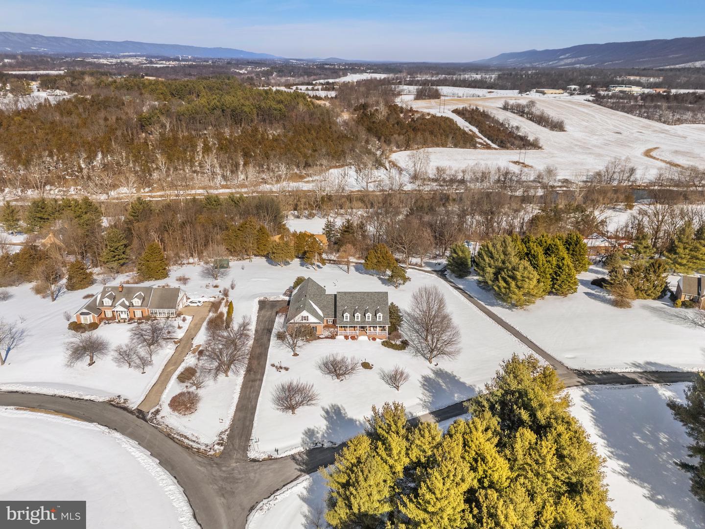 256 CLIFFSIDE DR, EDINBURG, Virginia 22824, 5 Bedrooms Bedrooms, 11 Rooms Rooms,5 BathroomsBathrooms,Residential,For sale,256 CLIFFSIDE DR,VASH2013636 MLS # VASH2013636 256 CLIFFSIDE DR, EDINBURG, Virginia 22824, 5 Bedrooms Bedrooms, 11 Rooms Rooms,5 BathroomsBathrooms,Residential,For sale,256 CLIFFSIDE DR,VASH2013636 MLS # VASH2013636