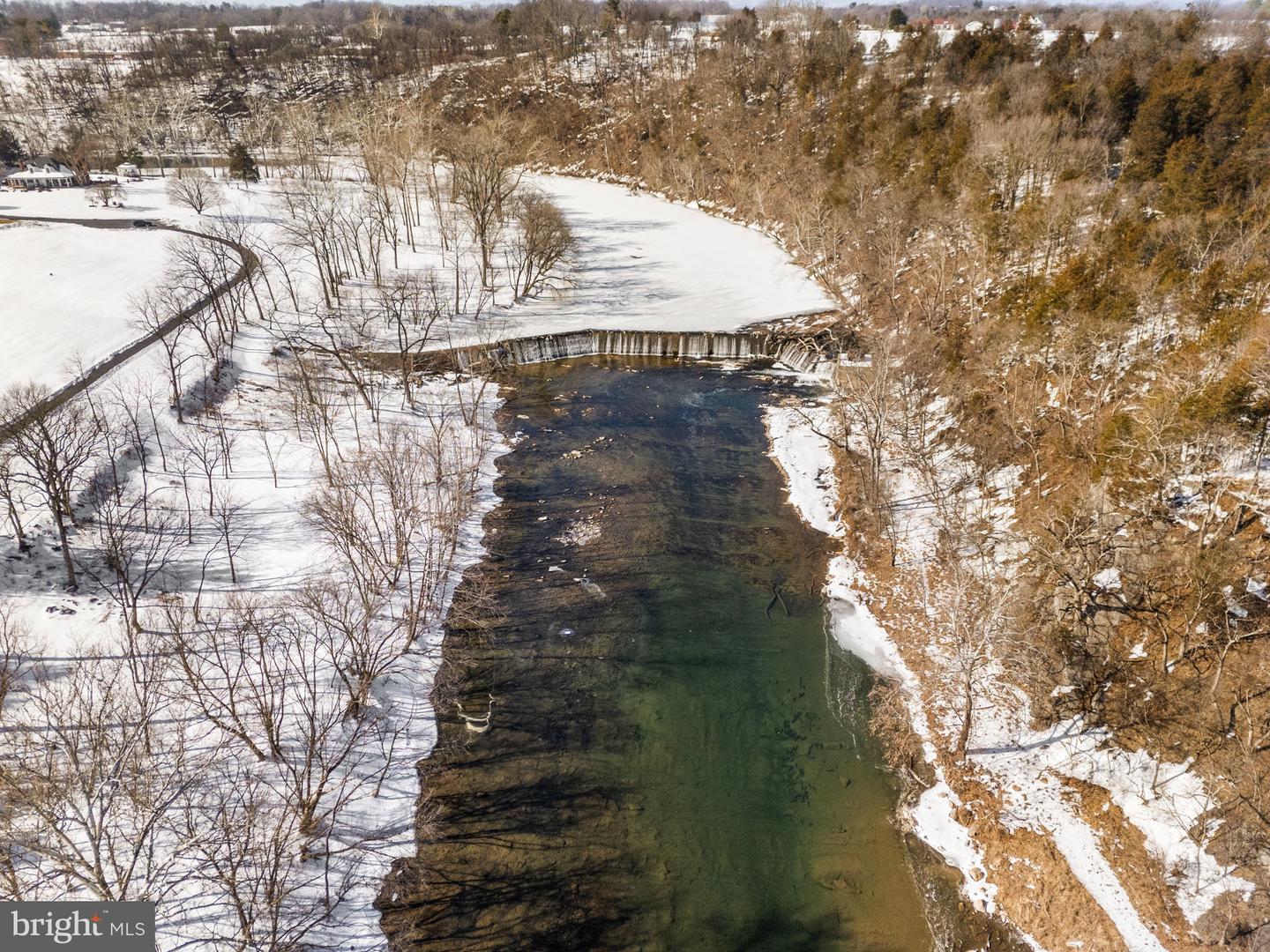 256 CLIFFSIDE DR, EDINBURG, Virginia 22824, 5 Bedrooms Bedrooms, 11 Rooms Rooms,5 BathroomsBathrooms,Residential,For sale,256 CLIFFSIDE DR,VASH2013636 MLS # VASH2013636 256 CLIFFSIDE DR, EDINBURG, Virginia 22824, 5 Bedrooms Bedrooms, 11 Rooms Rooms,5 BathroomsBathrooms,Residential,For sale,256 CLIFFSIDE DR,VASH2013636 MLS # VASH2013636