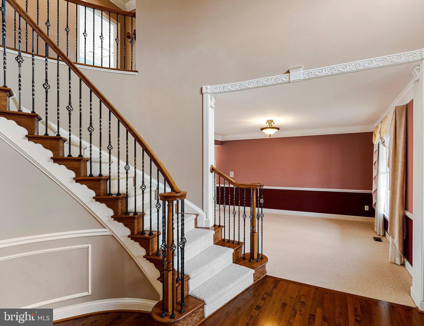 17485 WHITE GATE PL, LEESBURG, Virginia 20175, 5 Bedrooms Bedrooms, ,4 BathroomsBathrooms,Residential,For sale,17485 WHITE GATE PL,VALO2116432 MLS # VALO2116432