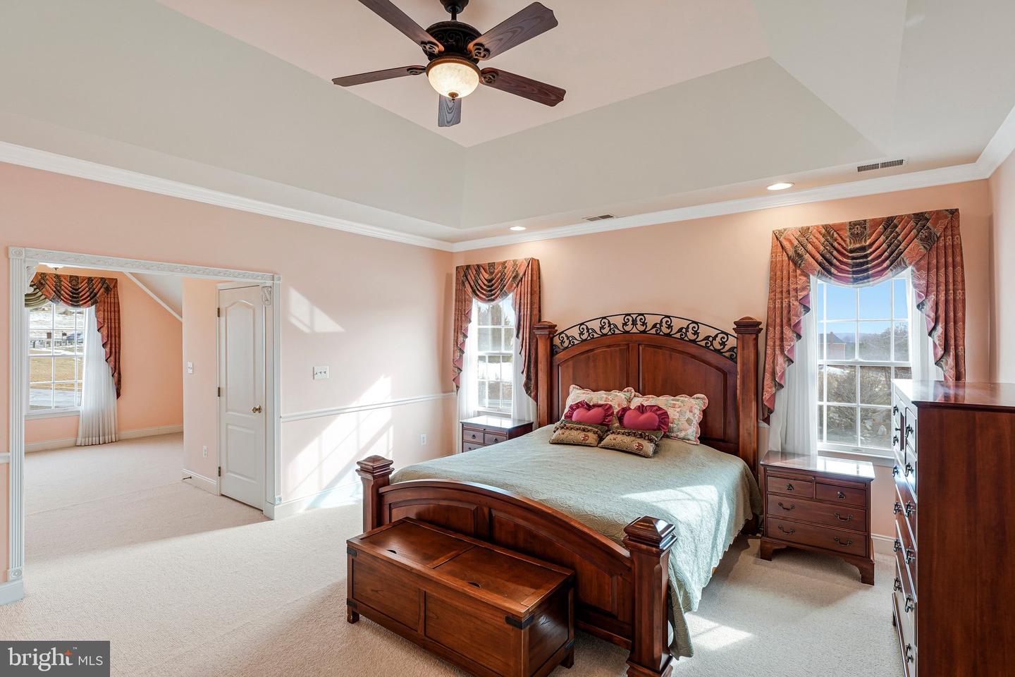 17485 WHITE GATE PL, LEESBURG, Virginia 20175, 5 Bedrooms Bedrooms, ,4 BathroomsBathrooms,Residential,For sale,17485 WHITE GATE PL,VALO2116432 MLS # VALO2116432