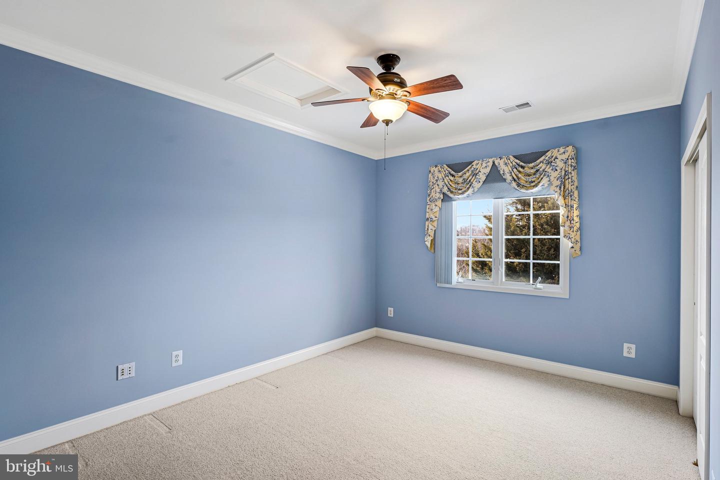 17485 WHITE GATE PL, LEESBURG, Virginia 20175, 5 Bedrooms Bedrooms, ,4 BathroomsBathrooms,Residential,For sale,17485 WHITE GATE PL,VALO2116432 MLS # VALO2116432