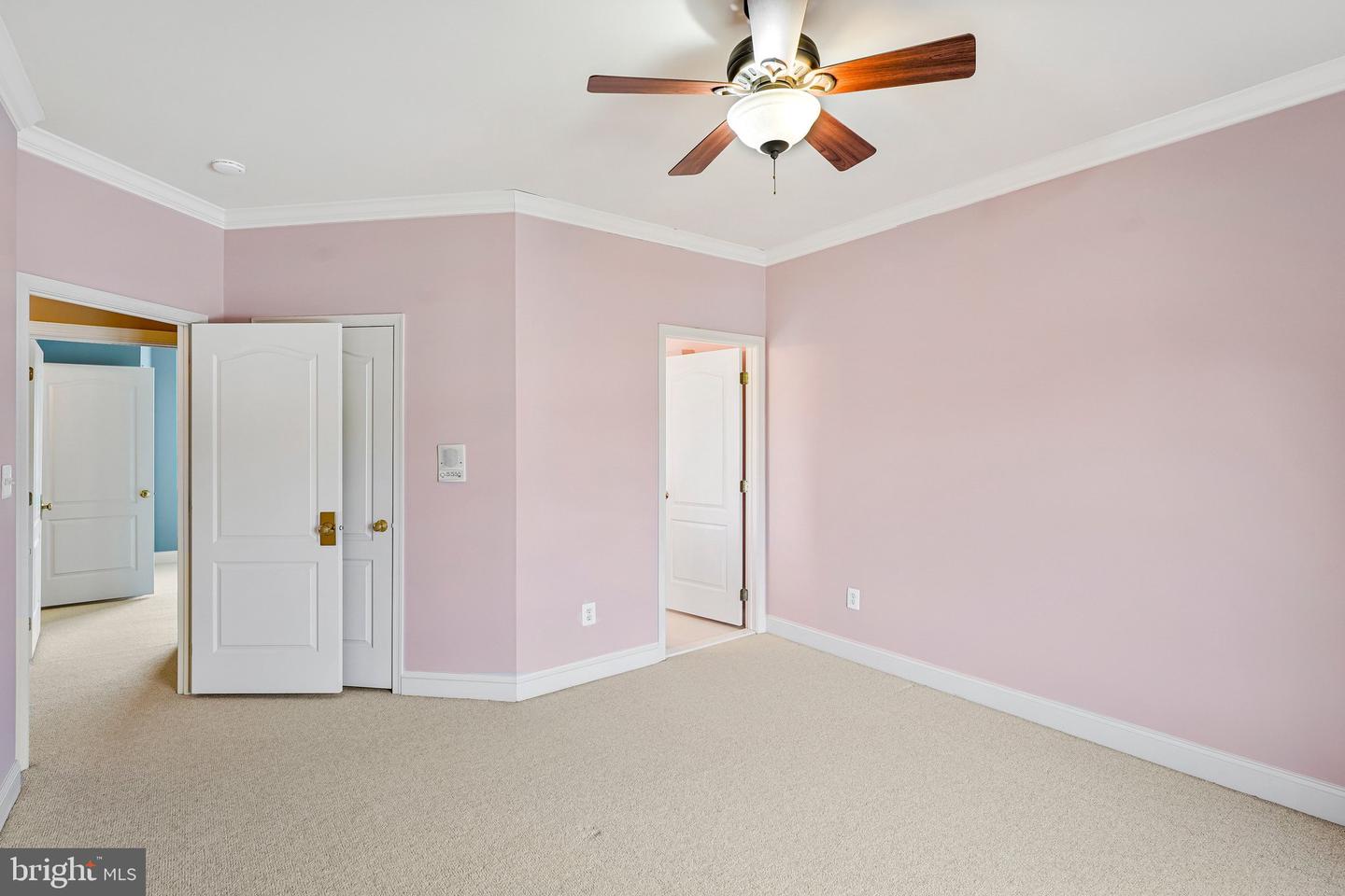 17485 WHITE GATE PL, LEESBURG, Virginia 20175, 5 Bedrooms Bedrooms, ,4 BathroomsBathrooms,Residential,For sale,17485 WHITE GATE PL,VALO2116432 MLS # VALO2116432