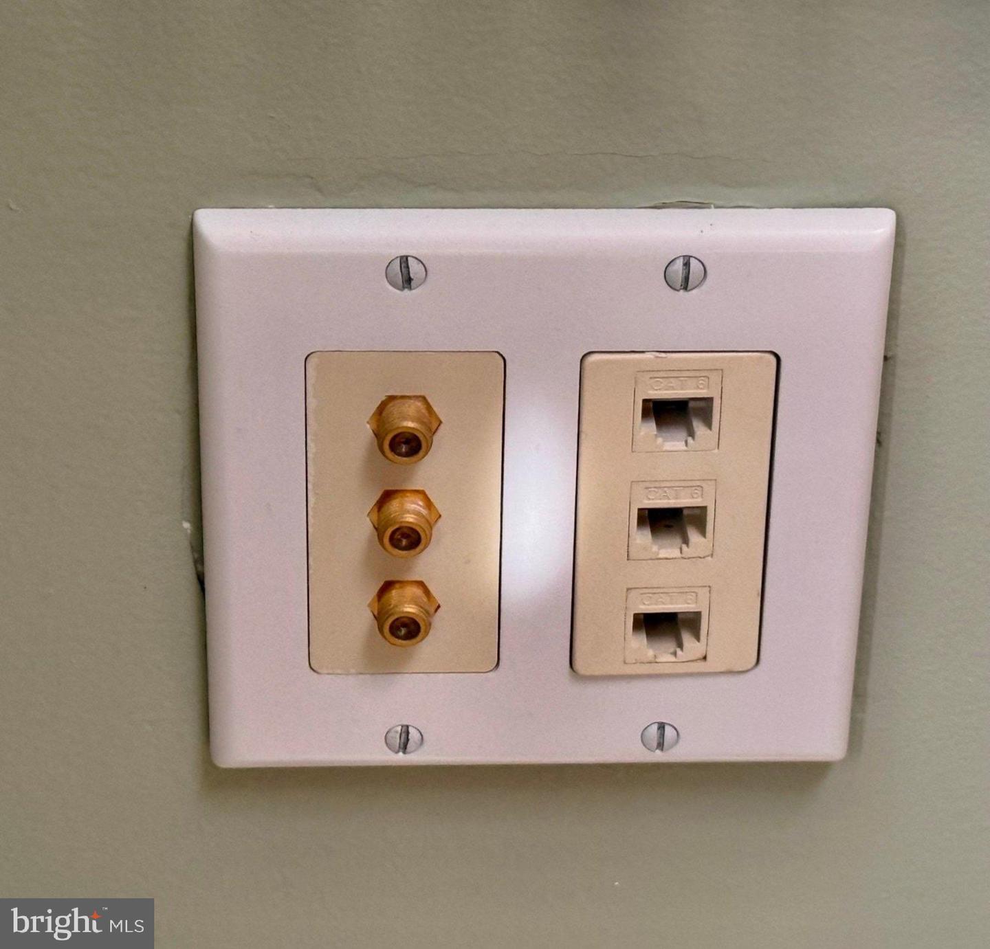 17485 WHITE GATE PL, LEESBURG, Virginia 20175, 5 Bedrooms Bedrooms, ,4 BathroomsBathrooms,Residential,For sale,17485 WHITE GATE PL,VALO2116432 MLS # VALO2116432