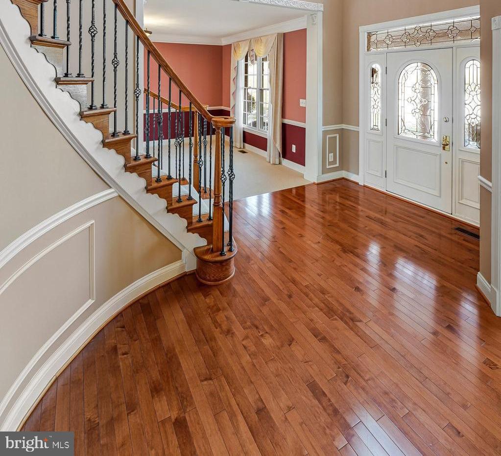 17485 WHITE GATE PL, LEESBURG, Virginia 20175, 5 Bedrooms Bedrooms, ,4 BathroomsBathrooms,Residential,For sale,17485 WHITE GATE PL,VALO2116432 MLS # VALO2116432