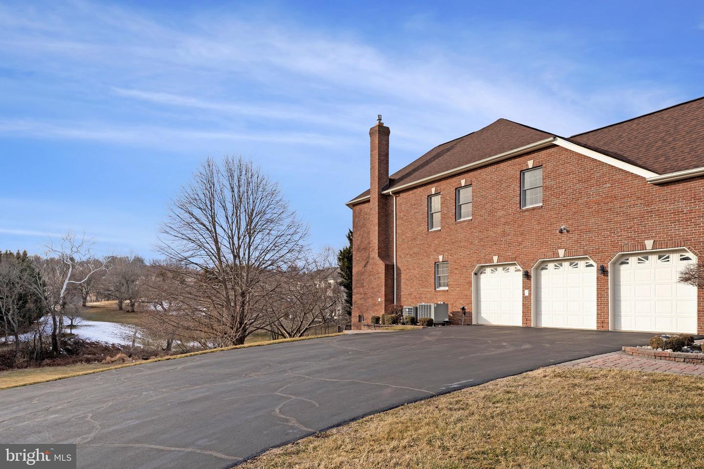 17485 WHITE GATE PL, LEESBURG, Virginia 20175, 5 Bedrooms Bedrooms, ,4 BathroomsBathrooms,Residential,For sale,17485 WHITE GATE PL,VALO2116432 MLS # VALO2116432