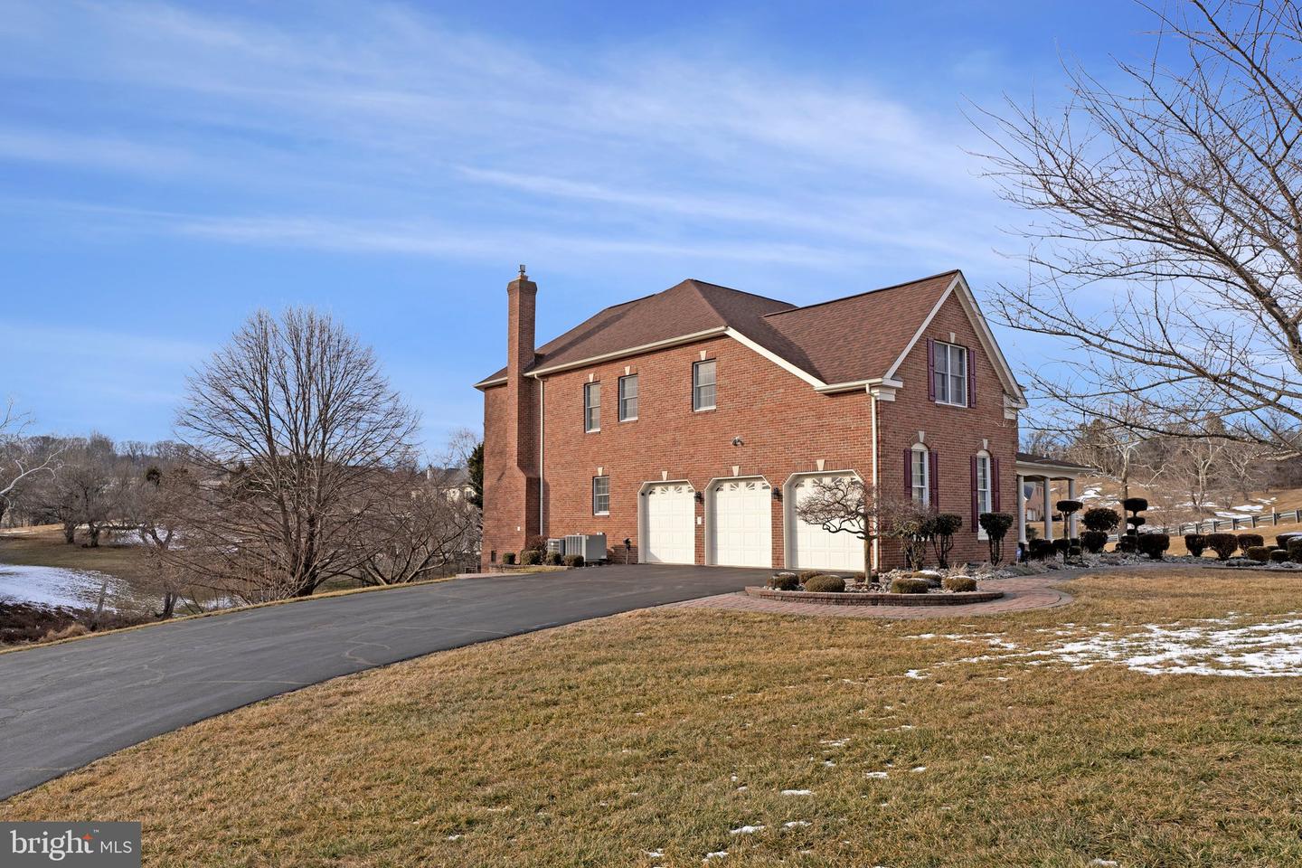 17485 WHITE GATE PL, LEESBURG, Virginia 20175, 5 Bedrooms Bedrooms, ,4 BathroomsBathrooms,Residential,For sale,17485 WHITE GATE PL,VALO2116432 MLS # VALO2116432