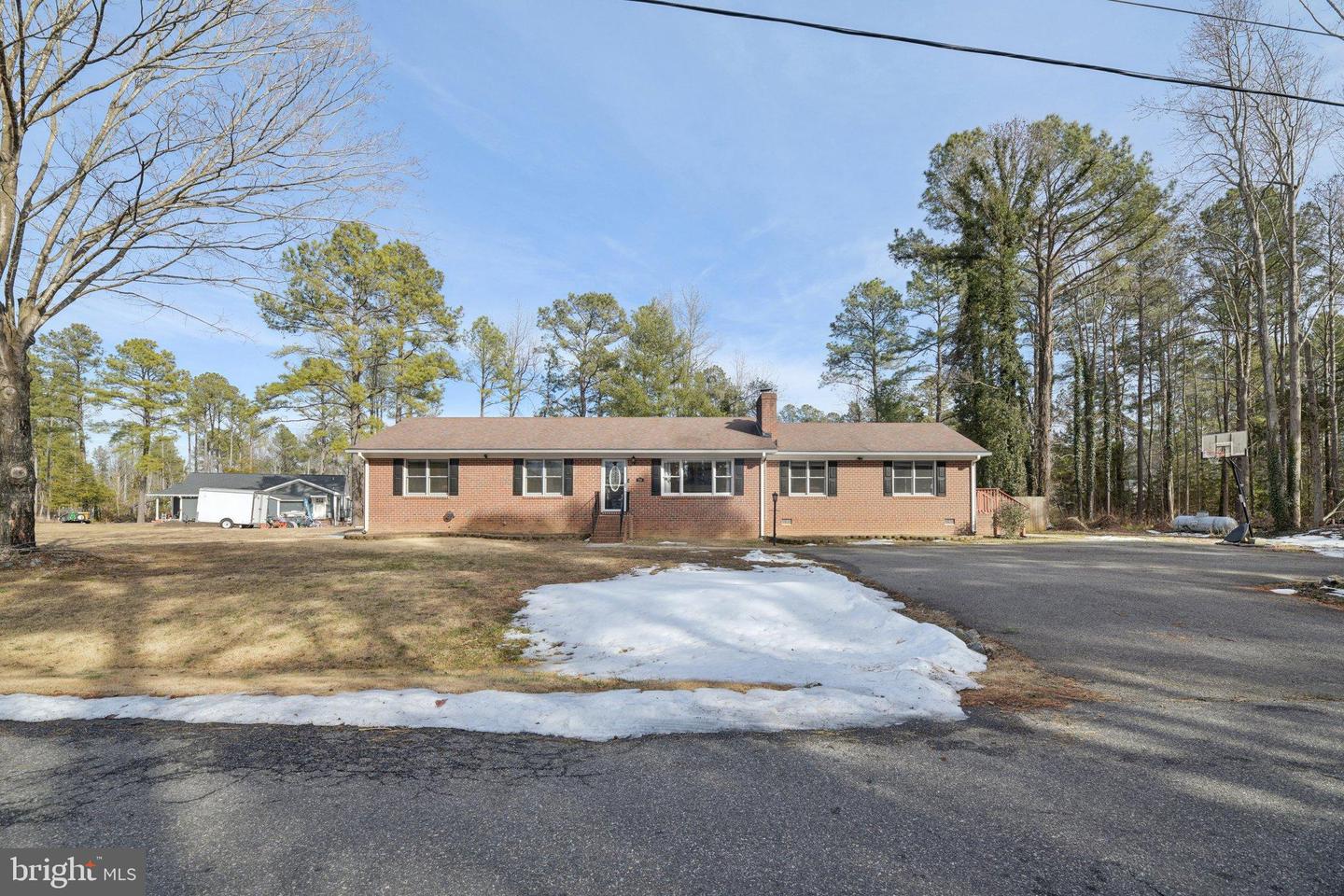 736 ANNAPOLIS DR, RUTHER GLEN, Virginia 22546, 4 Bedrooms Bedrooms, ,3 BathroomsBathrooms,Residential,For sale,736 ANNAPOLIS DR,VACV2009570 MLS # VACV2009570