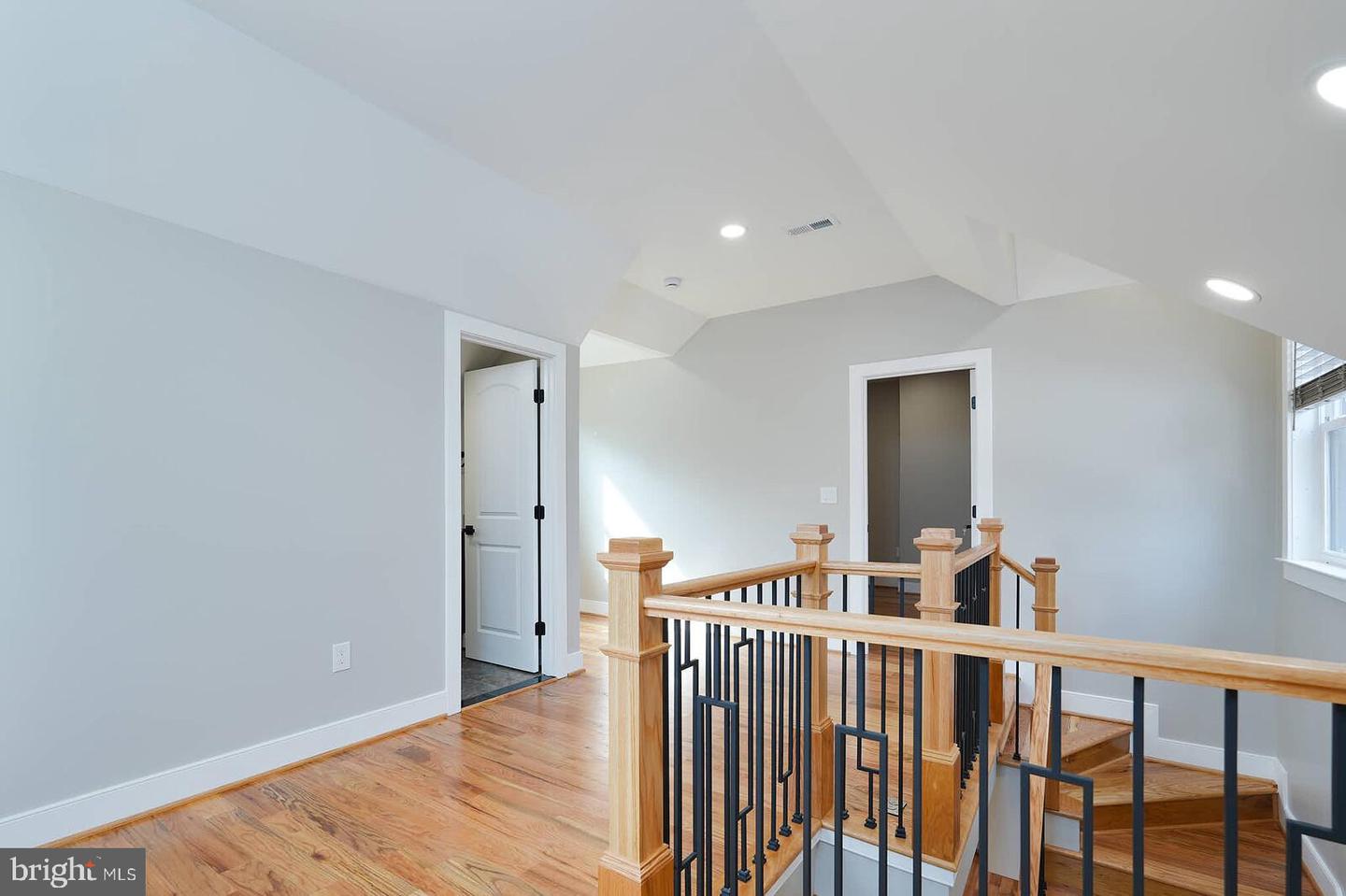 598 INDIAN RUN LN, STRASBURG, Virginia 22657, 4 Bedrooms Bedrooms, ,3 BathroomsBathrooms,Residential,For sale,598 INDIAN RUN LN,VASH2013650 MLS # VASH2013650 598 INDIAN RUN LN, STRASBURG, Virginia 22657, 4 Bedrooms Bedrooms, ,3 BathroomsBathrooms,Residential,For sale,598 INDIAN RUN LN,VASH2013650 MLS # VASH2013650