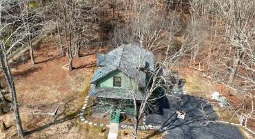 598 INDIAN RUN LN, STRASBURG, Virginia 22657, 4 Bedrooms Bedrooms, ,3 BathroomsBathrooms,Residential,For sale,598 INDIAN RUN LN,VASH2013650 MLS # VASH2013650