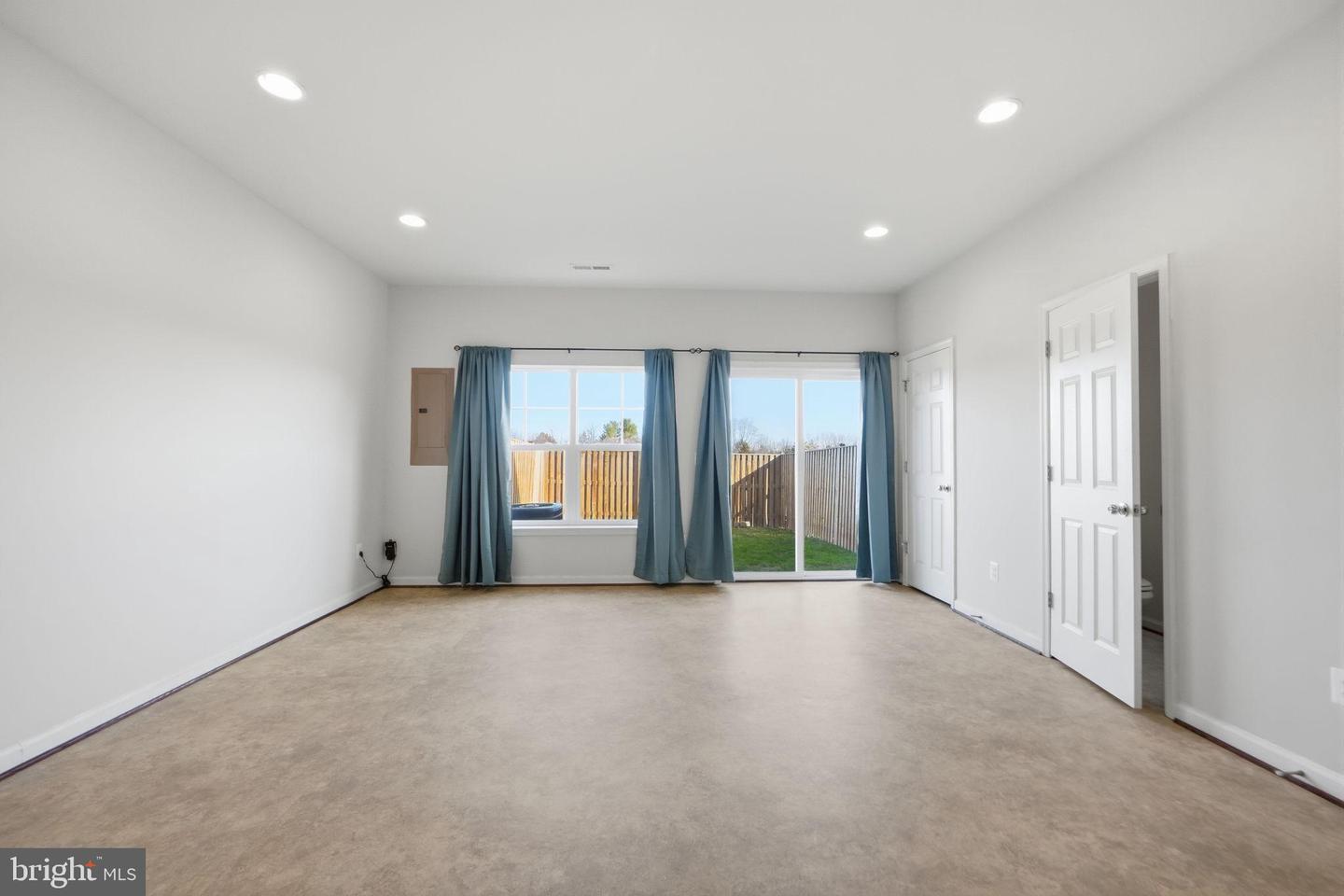 113 ROTUNDA DR, STEPHENSON, Virginia 22656, 3 Bedrooms Bedrooms, ,2 BathroomsBathrooms,Residential,For sale,113 ROTUNDA DR,VAFV2039730 MLS # VAFV2039730