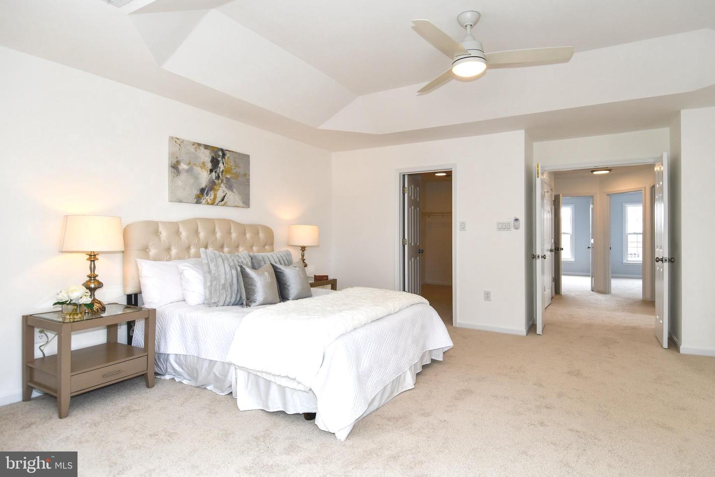 20630 MUDDY HARBOUR SQ, STERLING, Virginia 20165, 3 Bedrooms Bedrooms, ,3 BathroomsBathrooms,Residential,For sale,20630 MUDDY HARBOUR SQ,VALO2116414 MLS # VALO2116414