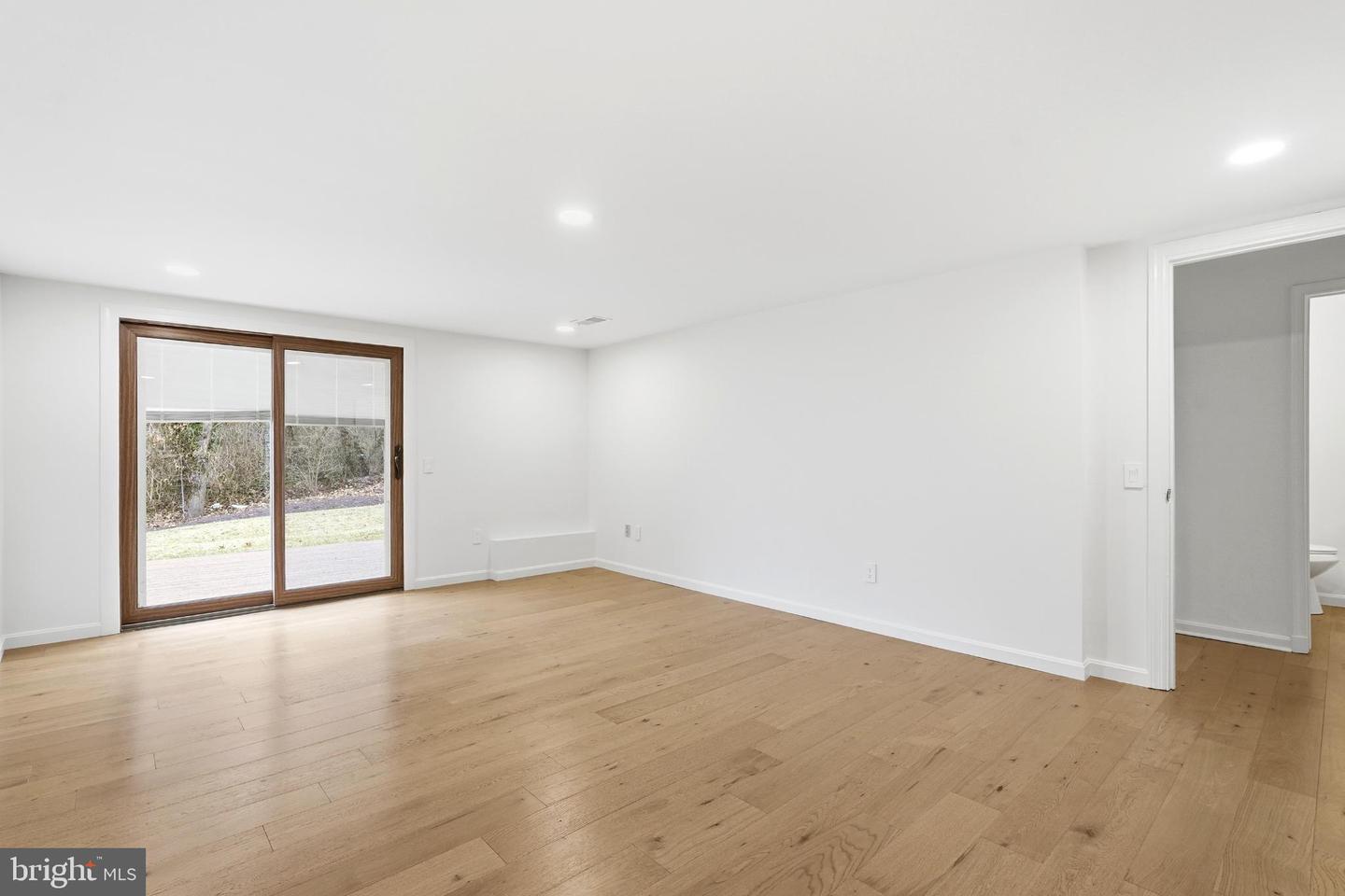 4001 FEATHERSTONE PL, ALEXANDRIA, Virginia 22304, 4 Bedrooms Bedrooms, 7 Rooms Rooms,2 BathroomsBathrooms,Residential,For sale,4001 FEATHERSTONE PL,VAAX2054364 MLS # VAAX2054364 4001 FEATHERSTONE PL, ALEXANDRIA, Virginia 22304, 4 Bedrooms Bedrooms, 7 Rooms Rooms,2 BathroomsBathrooms,Residential,For sale,4001 FEATHERSTONE PL,VAAX2054364 MLS # VAAX2054364