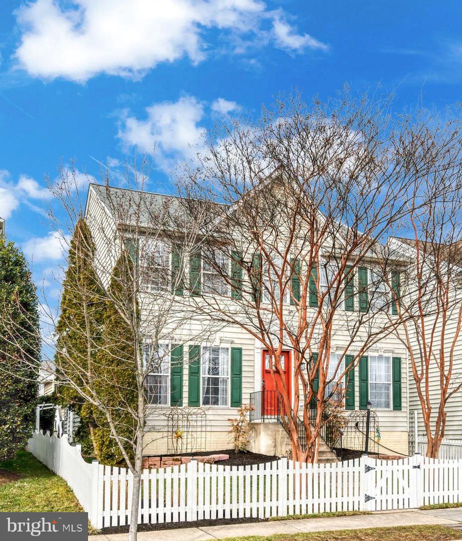 20483 HAZLETON WAY, ASHBURN, Virginia 20147, 4 Bedrooms Bedrooms, ,3 BathroomsBathrooms,Residential,For sale,20483 HAZLETON WAY,VALO2116420 MLS # VALO2116420