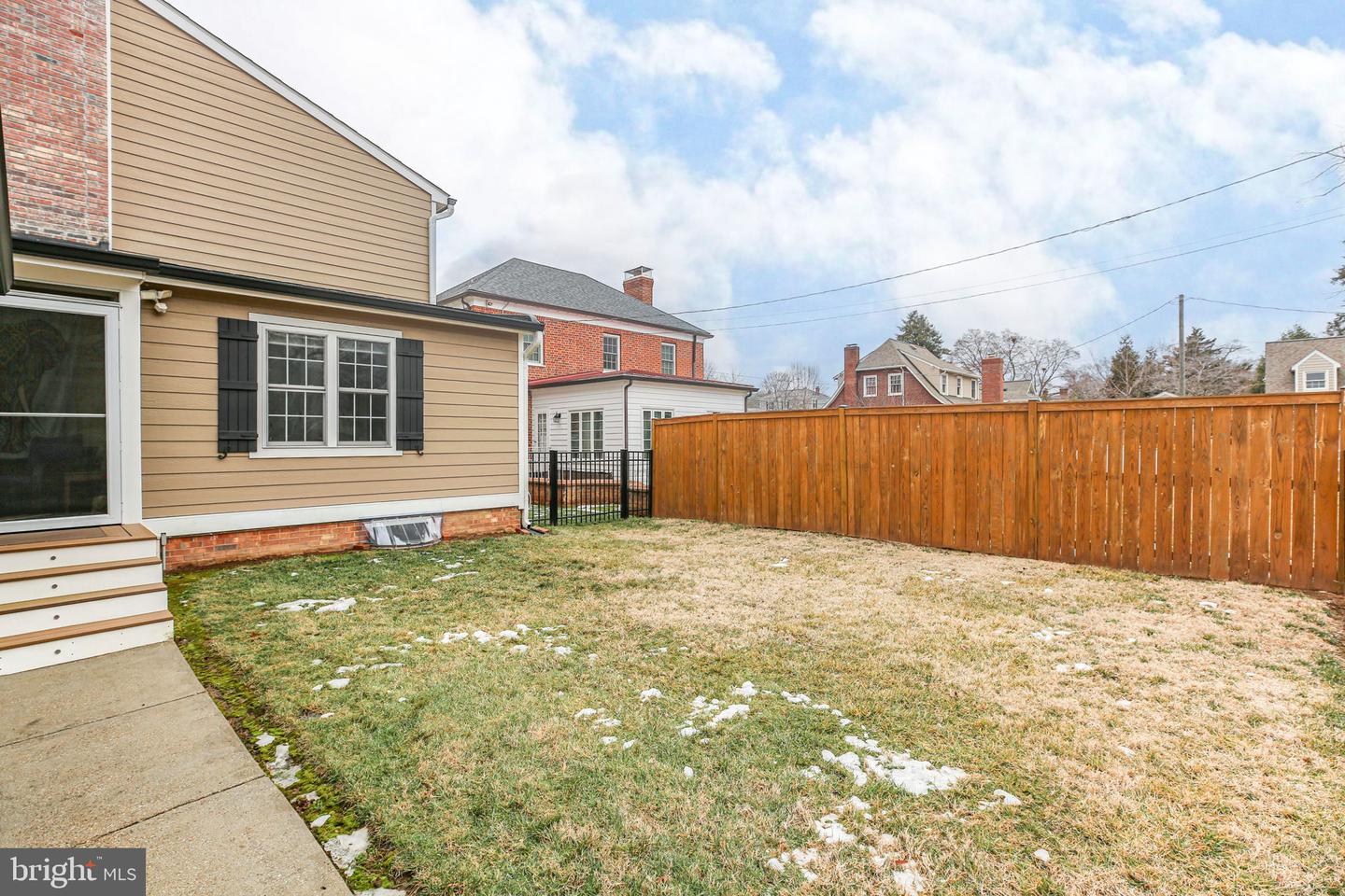 1209 LITTLEPAGE STREET, FREDERICKSBURG, Virginia 22401, 5 Bedrooms Bedrooms, ,3 BathroomsBathrooms,Residential,For sale,1209 LITTLEPAGE STREET,VAFB2009692 MLS # VAFB2009692