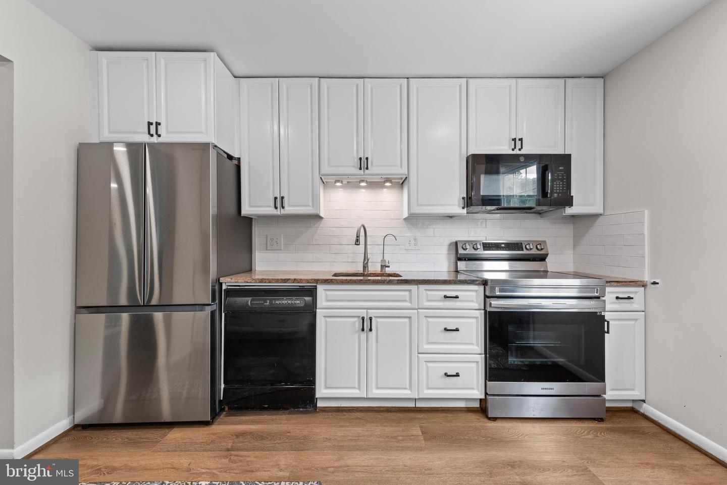 9518 CENTER ST, VIENNA, Virginia 22181, 4 Bedrooms Bedrooms, ,3 BathroomsBathrooms,Residential,For sale,9518 CENTER ST,VAFX2292164 MLS # VAFX2292164 9518 CENTER ST, VIENNA, Virginia 22181, 4 Bedrooms Bedrooms, ,3 BathroomsBathrooms,Residential,For sale,9518 CENTER ST,VAFX2292164 MLS # VAFX2292164