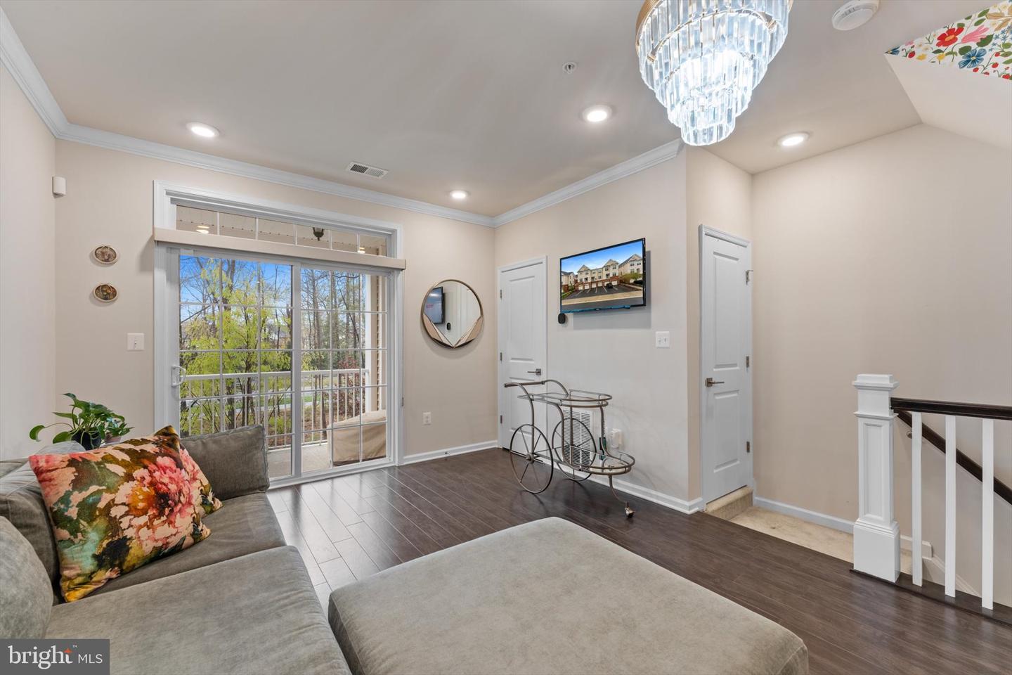 23265 MILLTOWN KNOLL SQ #109, ASHBURN, Virginia 20148, 2 Bedrooms Bedrooms, ,2 BathroomsBathrooms,Residential,For sale,23265 MILLTOWN KNOLL SQ #109,VALO2116442 MLS # VALO2116442