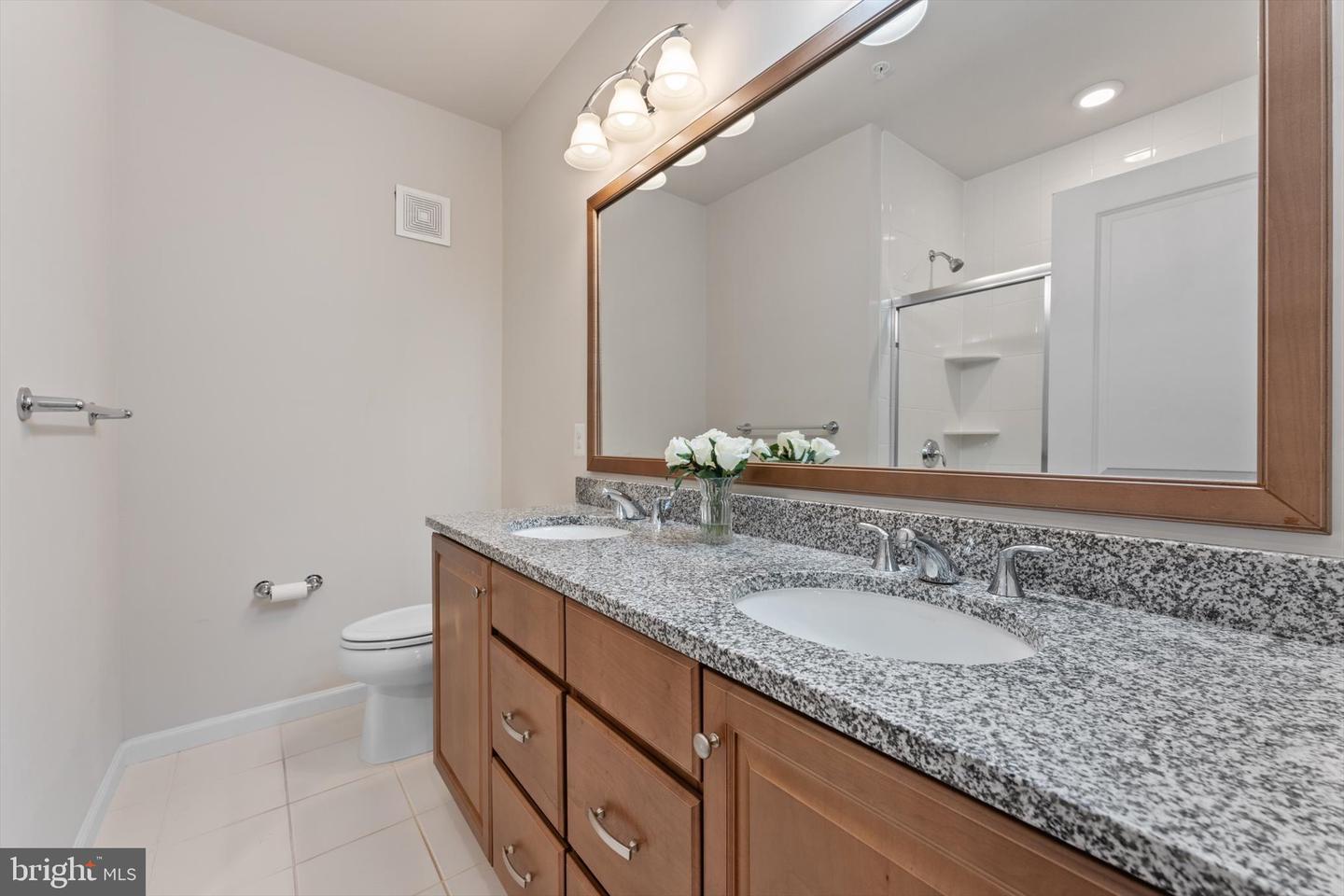 23265 MILLTOWN KNOLL SQ #109, ASHBURN, Virginia 20148, 2 Bedrooms Bedrooms, ,2 BathroomsBathrooms,Residential,For sale,23265 MILLTOWN KNOLL SQ #109,VALO2116442 MLS # VALO2116442