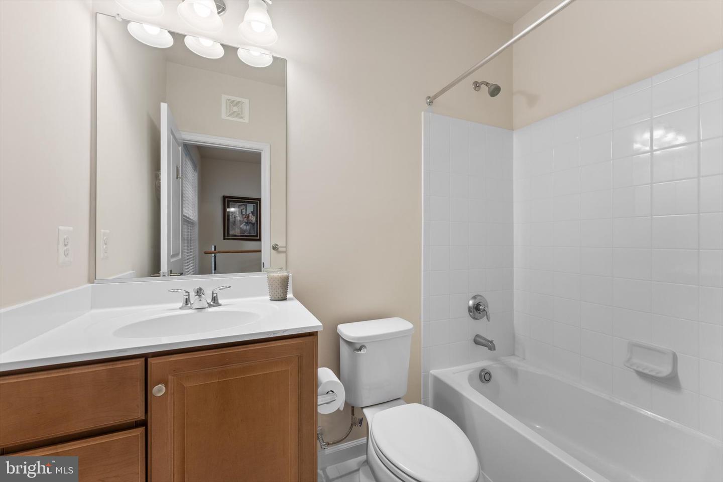 23265 MILLTOWN KNOLL SQ #109, ASHBURN, Virginia 20148, 2 Bedrooms Bedrooms, ,2 BathroomsBathrooms,Residential,For sale,23265 MILLTOWN KNOLL SQ #109,VALO2116442 MLS # VALO2116442