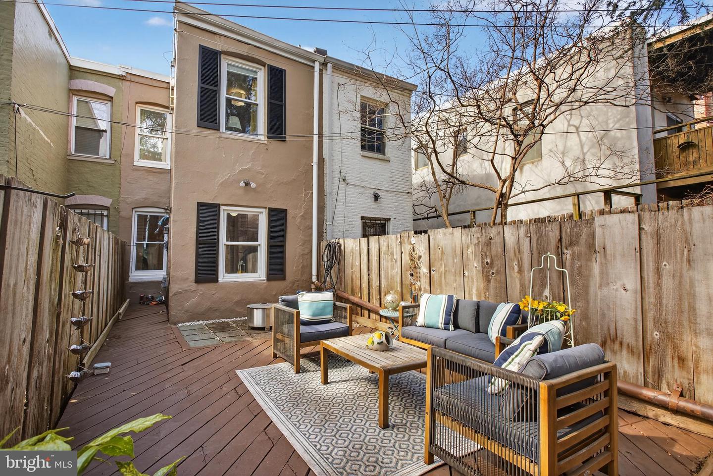 316 11TH ST SE, WASHINGTON, District Of Columbia 20003, 3 Bedrooms Bedrooms, ,1 BathroomBathrooms,Residential,For sale,316 11TH ST SE,DCDC2247198 MLS # DCDC2247198