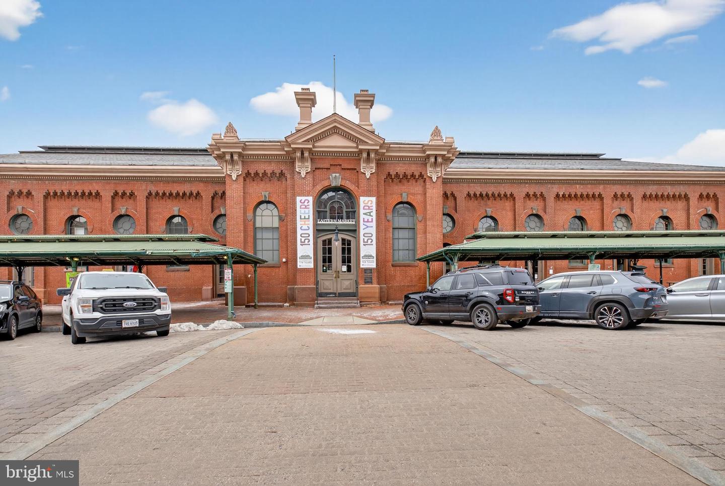 316 11TH ST SE, WASHINGTON, District Of Columbia 20003, 3 Bedrooms Bedrooms, ,1 BathroomBathrooms,Residential,For sale,316 11TH ST SE,DCDC2247198 MLS # DCDC2247198