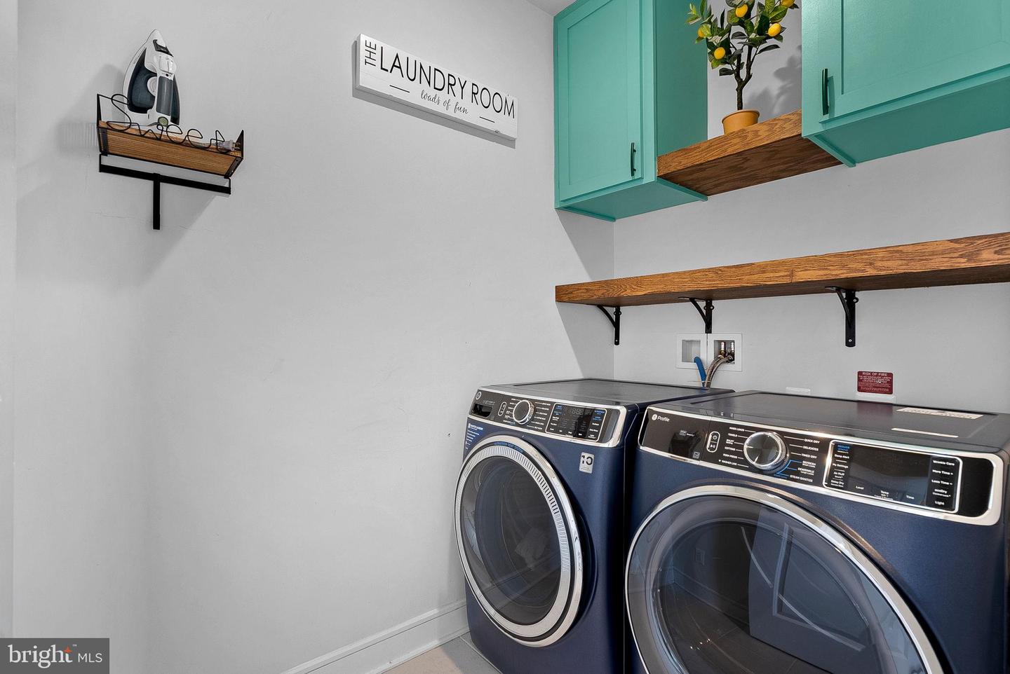 1125 THEMIS ST SE, LEESBURG, Virginia 20175, 5 Bedrooms Bedrooms, 20 Rooms Rooms,4 BathroomsBathrooms,Residential,For sale,1125 THEMIS ST SE,VALO2116474 MLS # VALO2116474 1125 THEMIS ST SE, LEESBURG, Virginia 20175, 5 Bedrooms Bedrooms, 20 Rooms Rooms,4 BathroomsBathrooms,Residential,For sale,1125 THEMIS ST SE,VALO2116474 MLS # VALO2116474