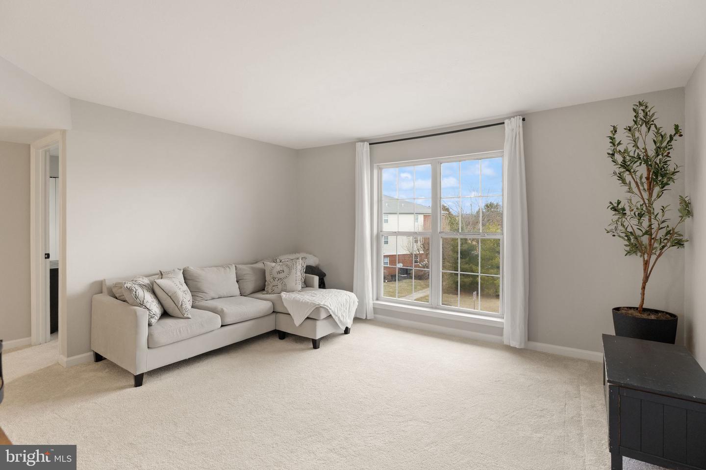 11242 TORRIE WAY #I, BEALETON, Virginia 22712, 2 Bedrooms Bedrooms, ,2 BathroomsBathrooms,Residential,For sale,11242 TORRIE WAY #I,VAFQ2020678 MLS # VAFQ2020678