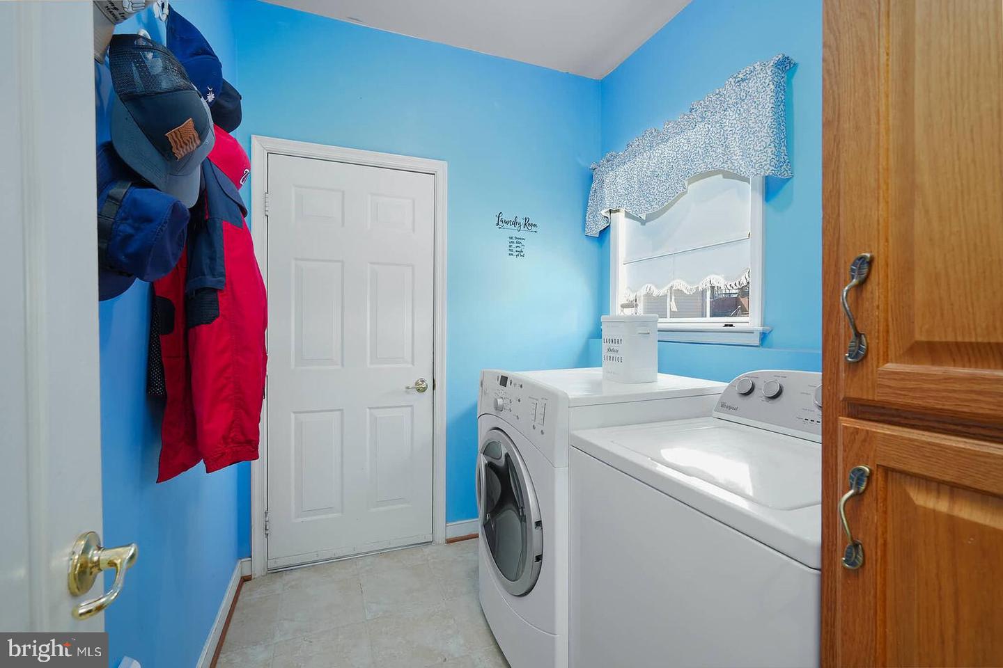 13806 RIGHT CT, WOODBRIDGE, Virginia 22193, 4 Bedrooms Bedrooms, ,3 BathroomsBathrooms,Residential,For sale,13806 RIGHT CT,VAPW2113170 MLS # VAPW2113170 13806 RIGHT CT, WOODBRIDGE, Virginia 22193, 4 Bedrooms Bedrooms, ,3 BathroomsBathrooms,Residential,For sale,13806 RIGHT CT,VAPW2113170 MLS # VAPW2113170