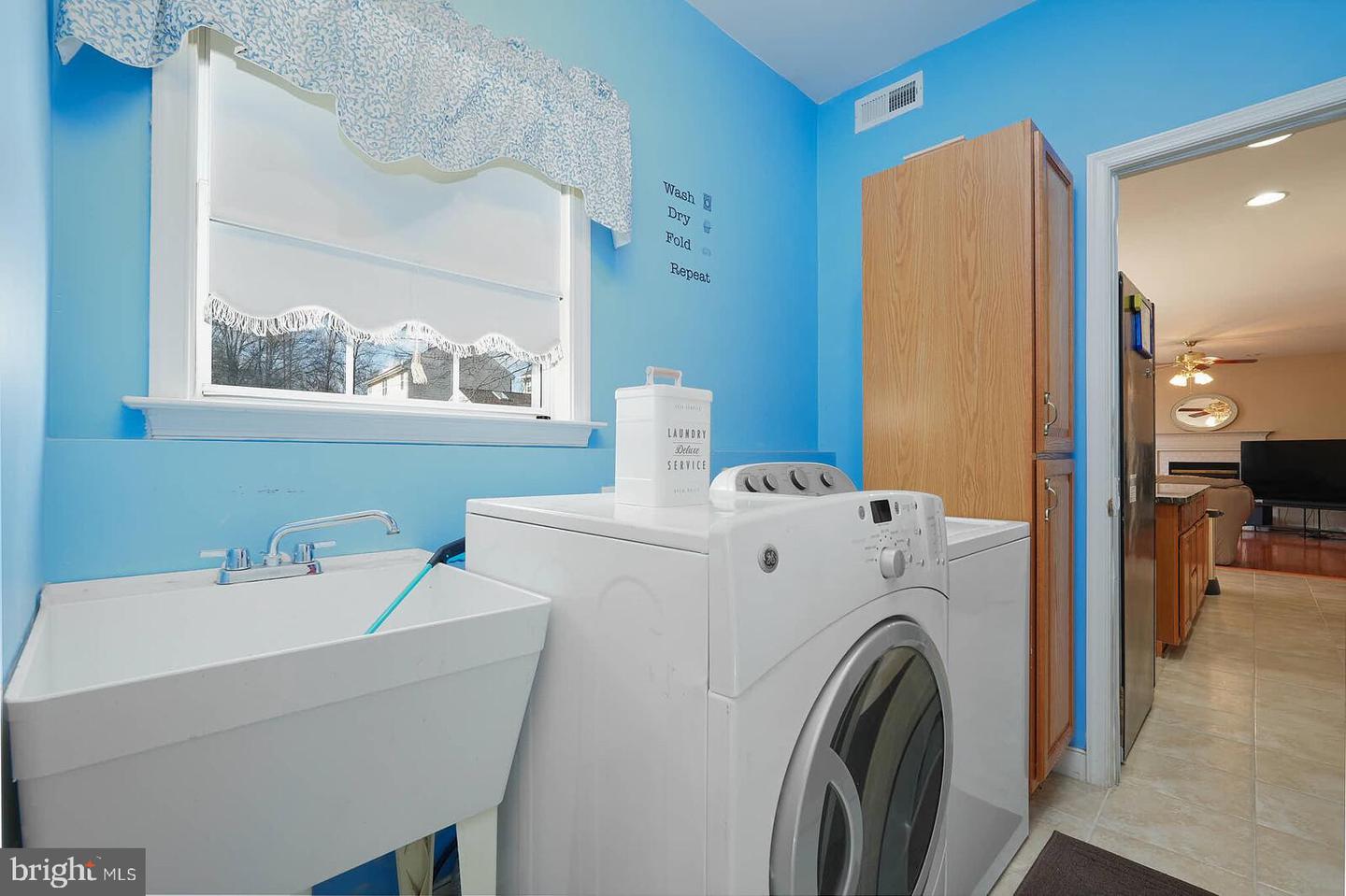 13806 RIGHT CT, WOODBRIDGE, Virginia 22193, 4 Bedrooms Bedrooms, ,3 BathroomsBathrooms,Residential,For sale,13806 RIGHT CT,VAPW2113170 MLS # VAPW2113170 13806 RIGHT CT, WOODBRIDGE, Virginia 22193, 4 Bedrooms Bedrooms, ,3 BathroomsBathrooms,Residential,For sale,13806 RIGHT CT,VAPW2113170 MLS # VAPW2113170