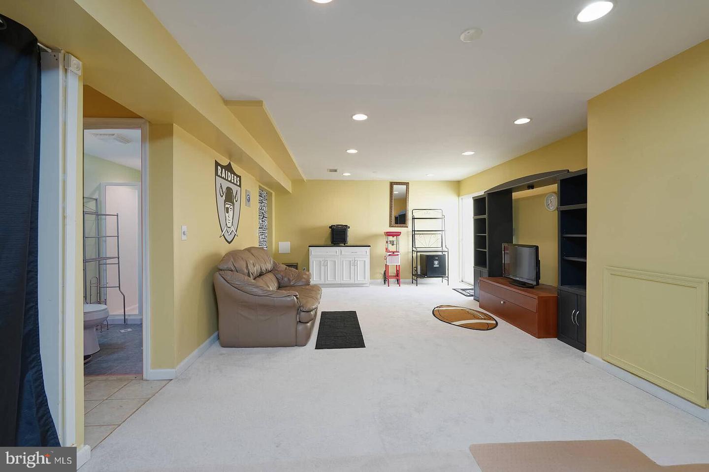 13806 RIGHT CT, WOODBRIDGE, Virginia 22193, 4 Bedrooms Bedrooms, ,3 BathroomsBathrooms,Residential,For sale,13806 RIGHT CT,VAPW2113170 MLS # VAPW2113170 13806 RIGHT CT, WOODBRIDGE, Virginia 22193, 4 Bedrooms Bedrooms, ,3 BathroomsBathrooms,Residential,For sale,13806 RIGHT CT,VAPW2113170 MLS # VAPW2113170