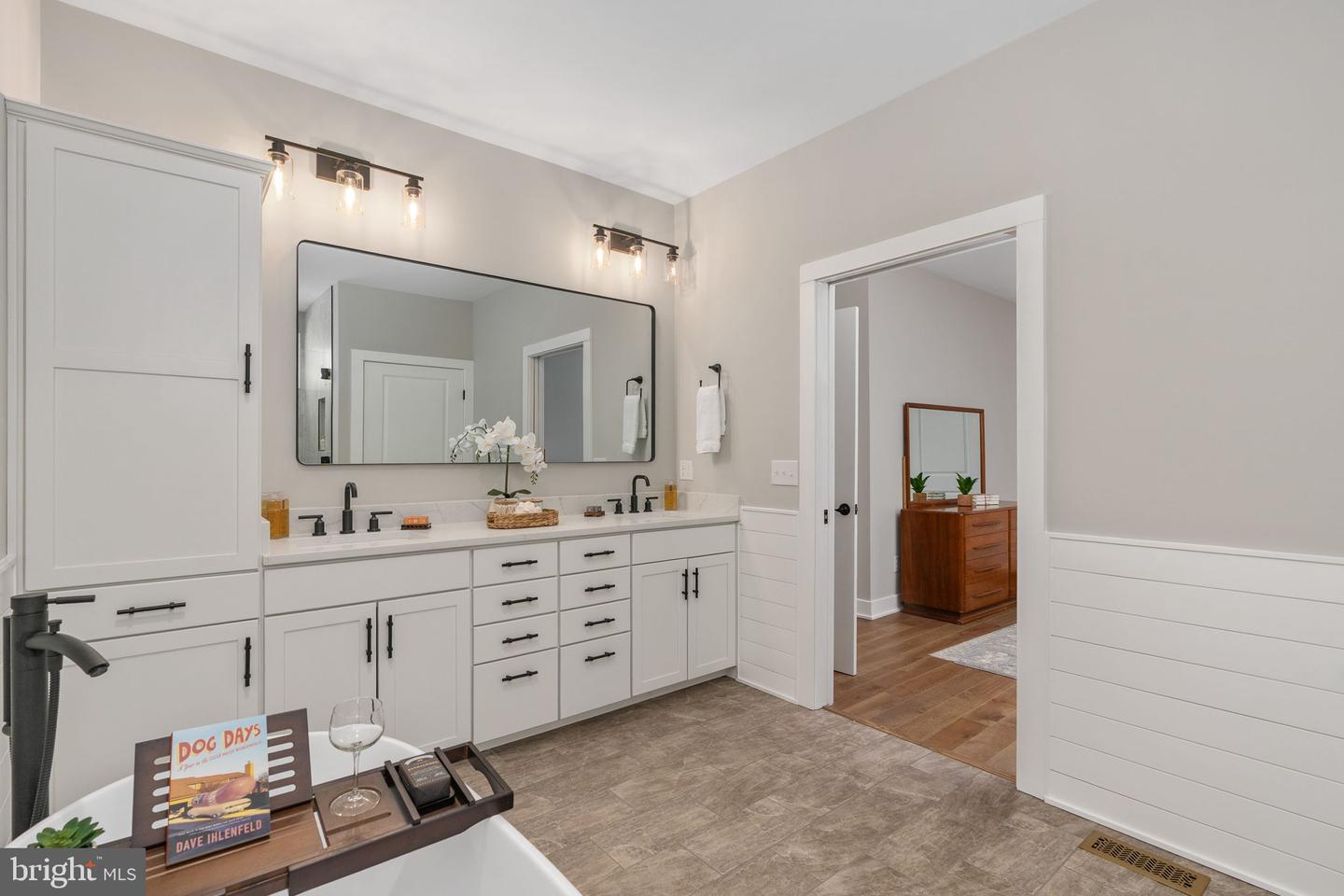 261 WASHINGTON ST, LOCUST GROVE, Virginia 22508, 4 Bedrooms Bedrooms, ,3 BathroomsBathrooms,Residential,For sale,261 WASHINGTON ST,VAOR2013410 MLS # VAOR2013410