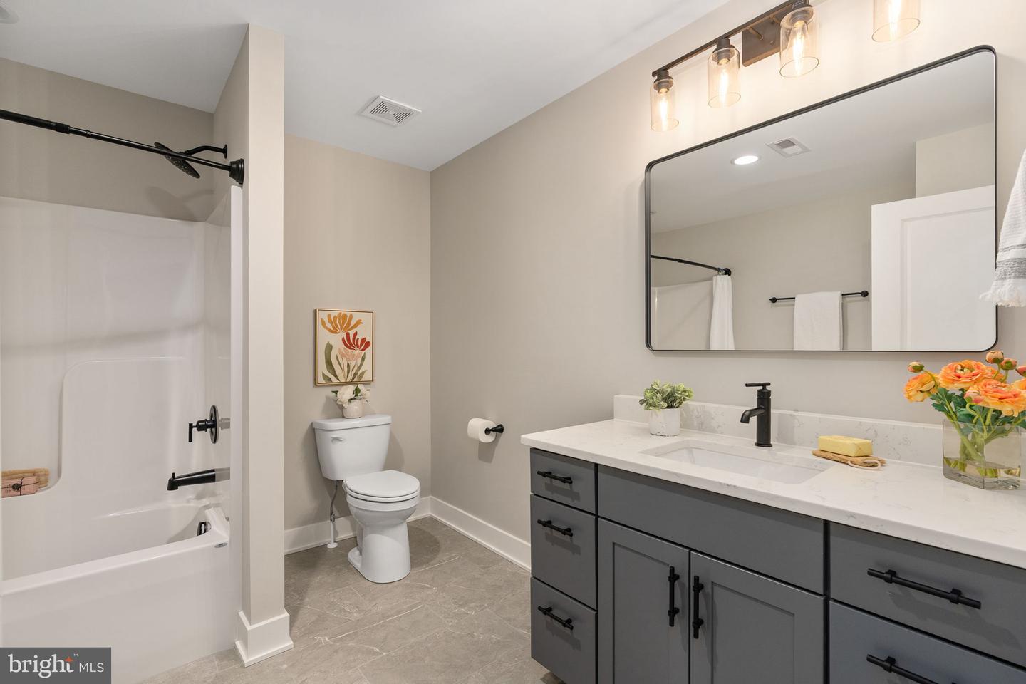 261 WASHINGTON ST, LOCUST GROVE, Virginia 22508, 4 Bedrooms Bedrooms, ,3 BathroomsBathrooms,Residential,For sale,261 WASHINGTON ST,VAOR2013410 MLS # VAOR2013410