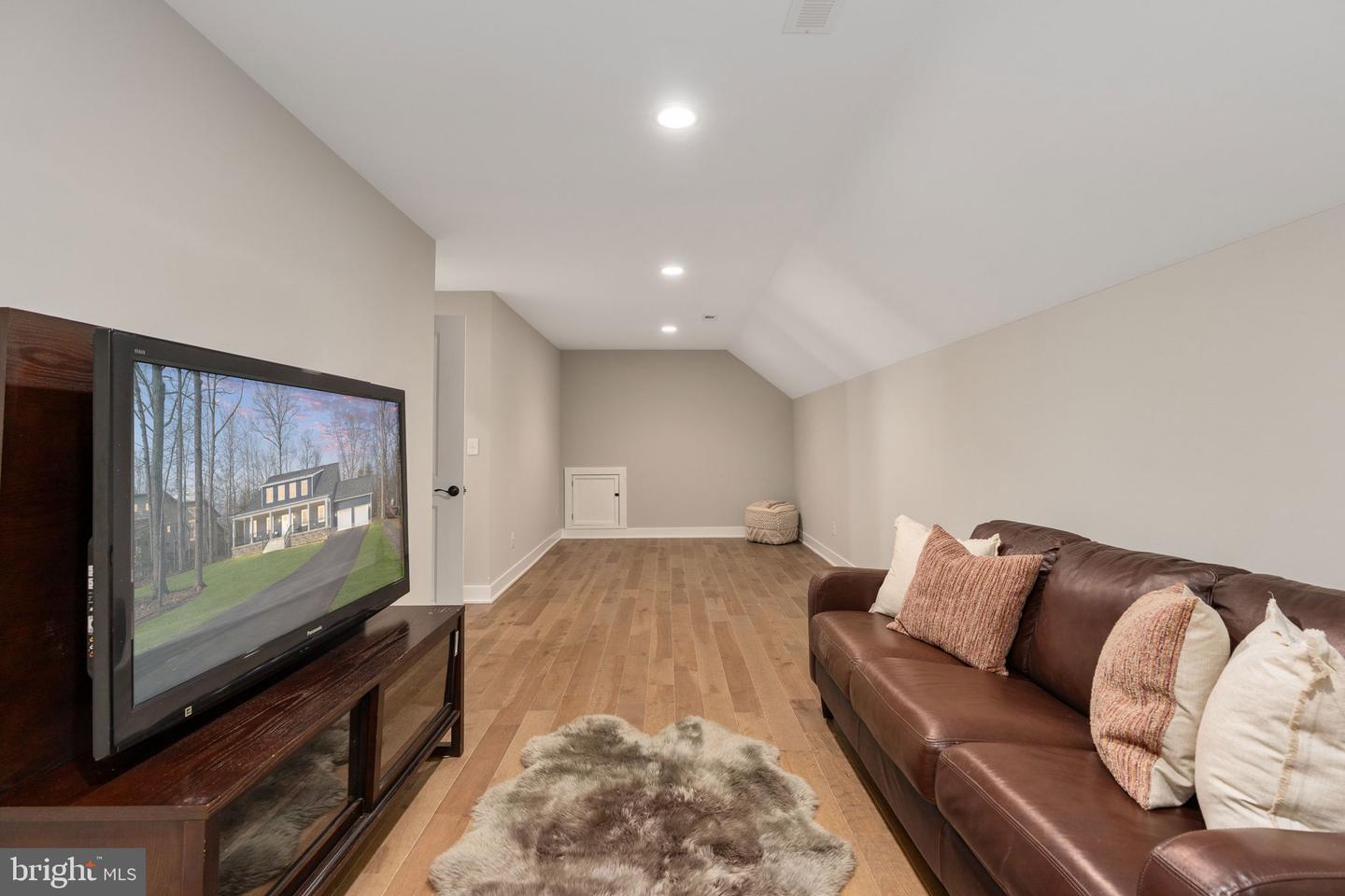 261 WASHINGTON ST, LOCUST GROVE, Virginia 22508, 4 Bedrooms Bedrooms, ,3 BathroomsBathrooms,Residential,For sale,261 WASHINGTON ST,VAOR2013410 MLS # VAOR2013410