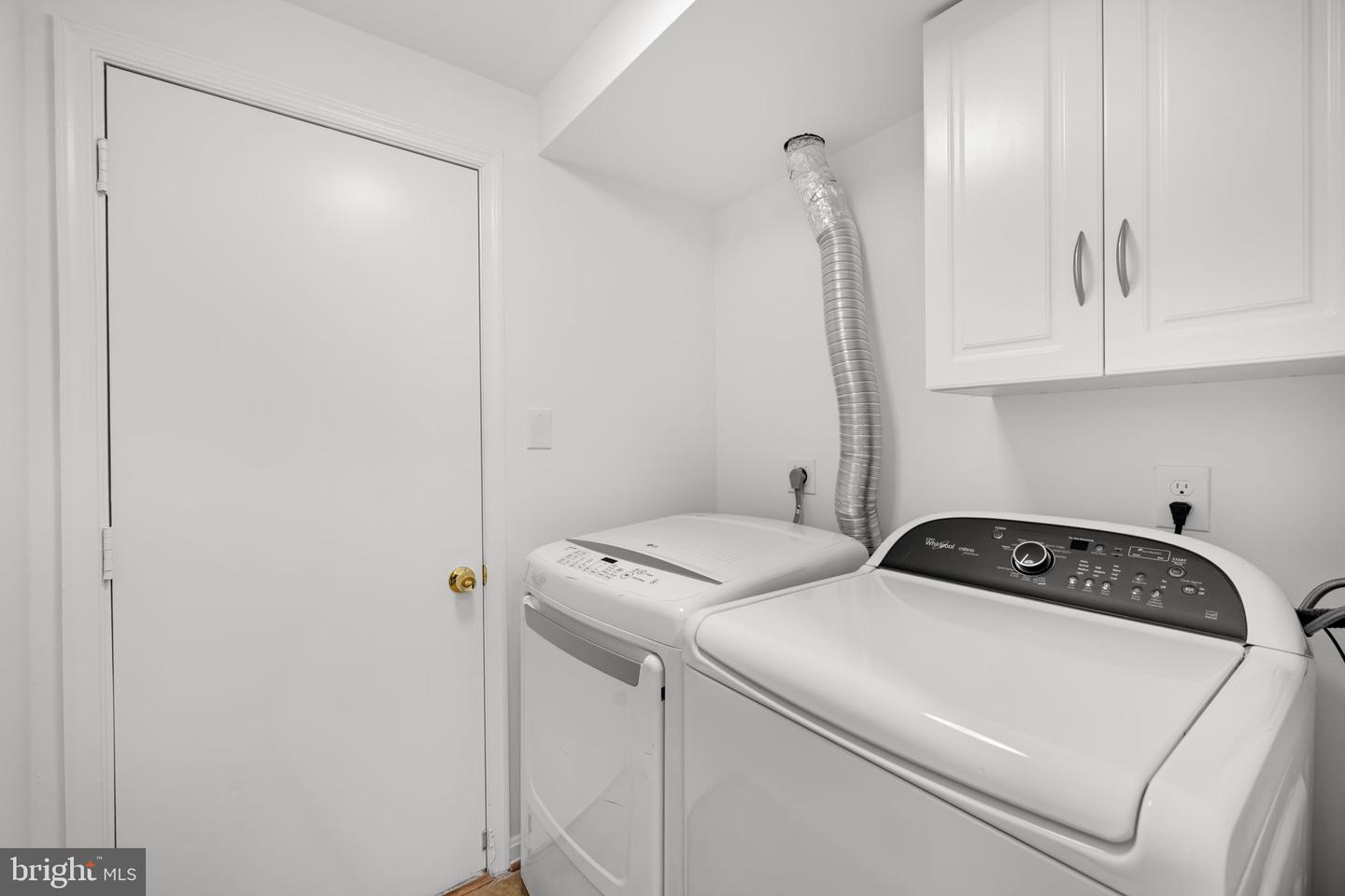 1509 DEER POINT WAY, RESTON, Virginia 20194, 2 Bedrooms Bedrooms, ,3 BathroomsBathrooms,Residential,For sale,1509 DEER POINT WAY,VAFX2292604 MLS # VAFX2292604