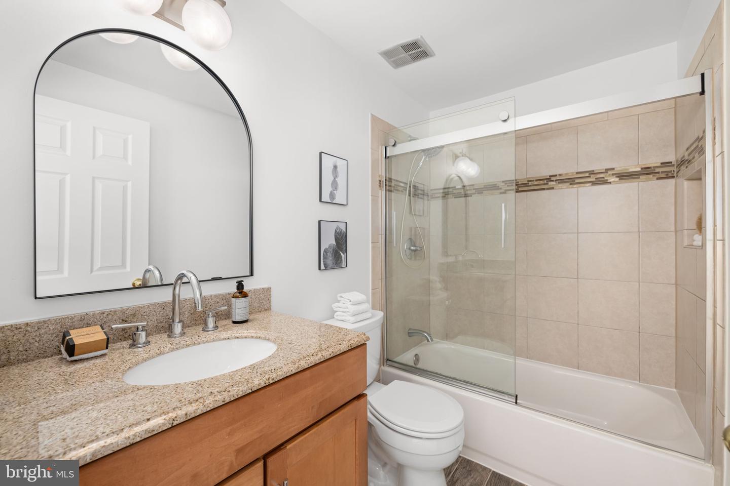 1509 DEER POINT WAY, RESTON, Virginia 20194, 2 Bedrooms Bedrooms, ,3 BathroomsBathrooms,Residential,For sale,1509 DEER POINT WAY,VAFX2292604 MLS # VAFX2292604