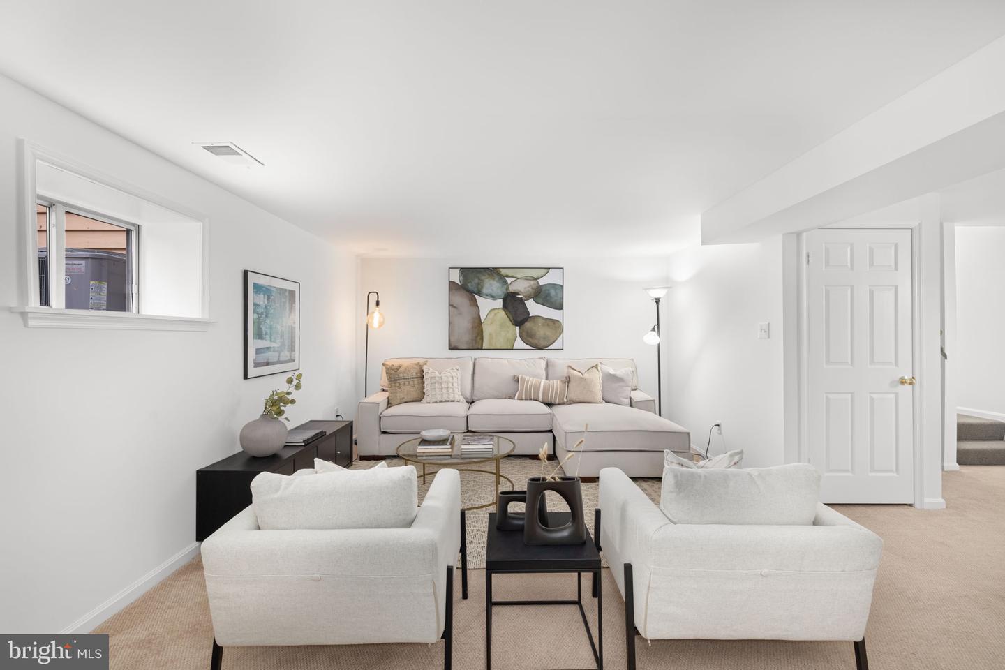 1509 DEER POINT WAY, RESTON, Virginia 20194, 2 Bedrooms Bedrooms, ,3 BathroomsBathrooms,Residential,For sale,1509 DEER POINT WAY,VAFX2292604 MLS # VAFX2292604