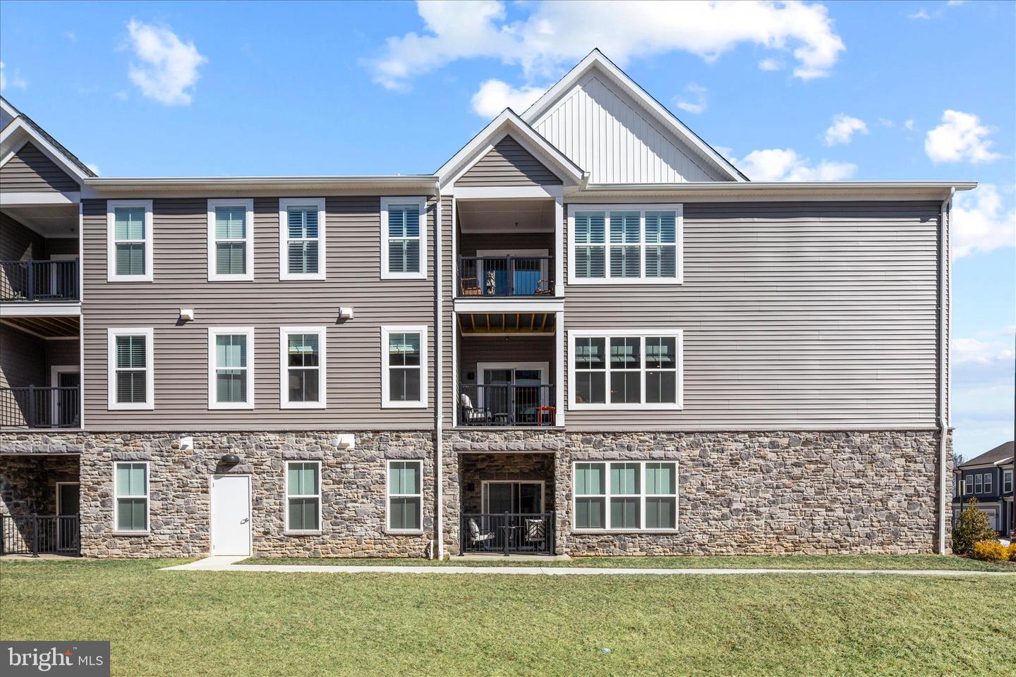 30 HYSSOP WAY #207, STAFFORD, Virginia 22554, 3 Bedrooms Bedrooms, ,2 BathroomsBathrooms,Residential,For sale,30 HYSSOP WAY #207,VAST2046452 MLS # VAST2046452