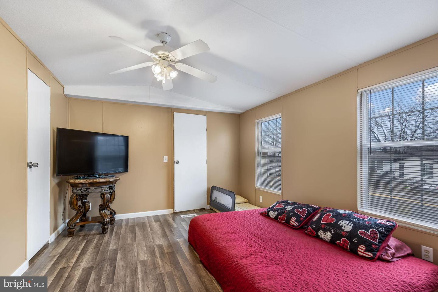 50 DUMFRIES DR, DUMFRIES, Virginia 22026, 3 Bedrooms Bedrooms, 10 Rooms Rooms,2 BathroomsBathrooms,Residential,For sale,50 DUMFRIES DR,VAPW2113242 MLS # VAPW2113242