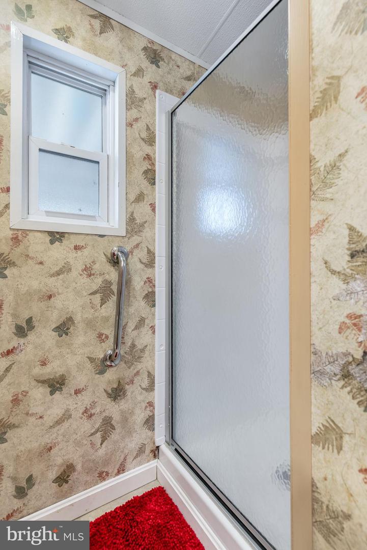 50 DUMFRIES DR, DUMFRIES, Virginia 22026, 3 Bedrooms Bedrooms, 10 Rooms Rooms,2 BathroomsBathrooms,Residential,For sale,50 DUMFRIES DR,VAPW2113242 MLS # VAPW2113242