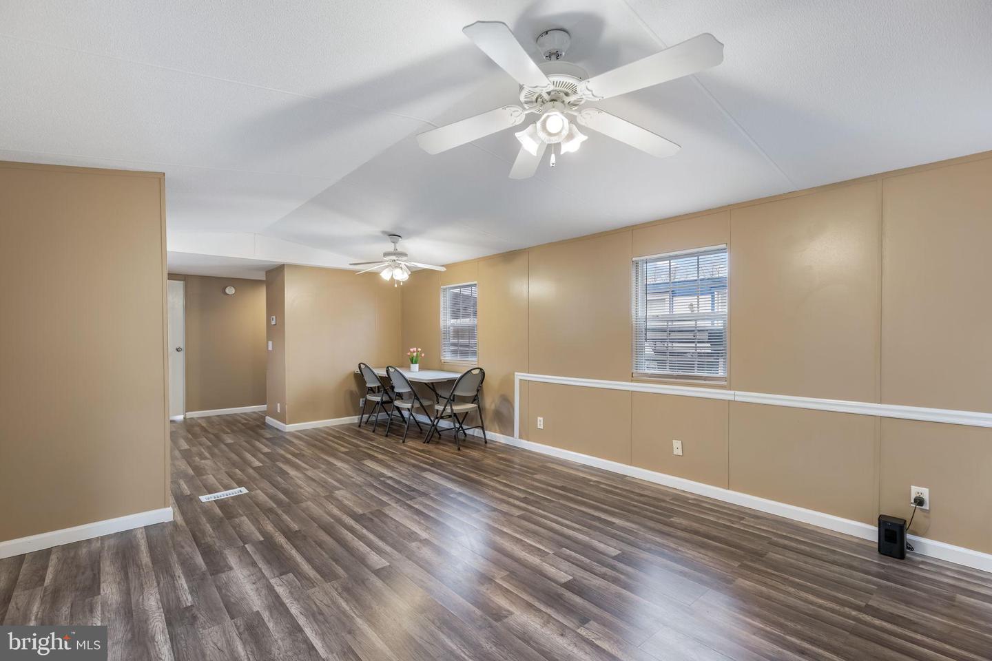 50 DUMFRIES DR, DUMFRIES, Virginia 22026, 3 Bedrooms Bedrooms, 10 Rooms Rooms,2 BathroomsBathrooms,Residential,For sale,50 DUMFRIES DR,VAPW2113242 MLS # VAPW2113242