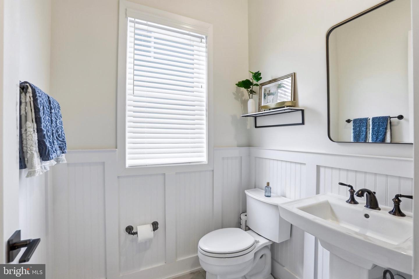 41306 STAGS LEAP DR, ALDIE, Virginia 20105, 4 Bedrooms Bedrooms, ,3 BathroomsBathrooms,Residential,For sale,41306 STAGS LEAP DR,VALO2116694 MLS # VALO2116694 41306 STAGS LEAP DR, ALDIE, Virginia 20105, 4 Bedrooms Bedrooms, ,3 BathroomsBathrooms,Residential,For sale,41306 STAGS LEAP DR,VALO2116694 MLS # VALO2116694