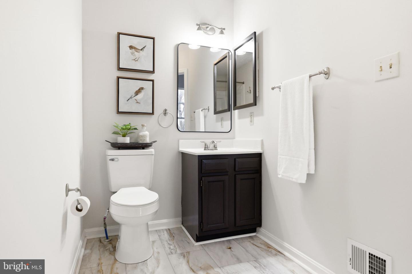 213 GEORGETOWNE CT, STEPHENS CITY, Virginia 22655, 3 Bedrooms Bedrooms, ,3 BathroomsBathrooms,Residential,For sale,213 GEORGETOWNE CT,VAFV2039742 MLS # VAFV2039742