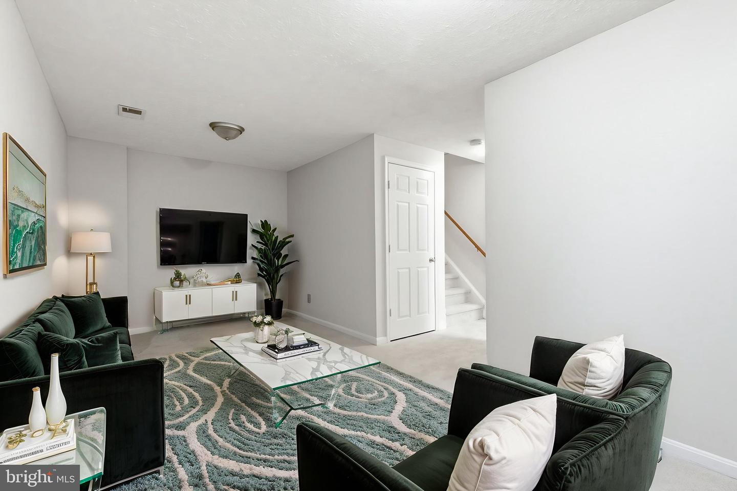 213 GEORGETOWNE CT, STEPHENS CITY, Virginia 22655, 3 Bedrooms Bedrooms, ,3 BathroomsBathrooms,Residential,For sale,213 GEORGETOWNE CT,VAFV2039742 MLS # VAFV2039742